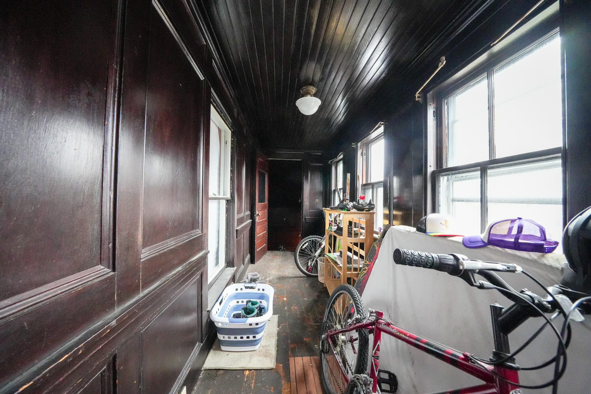 115 Essex Street Property Photo 48