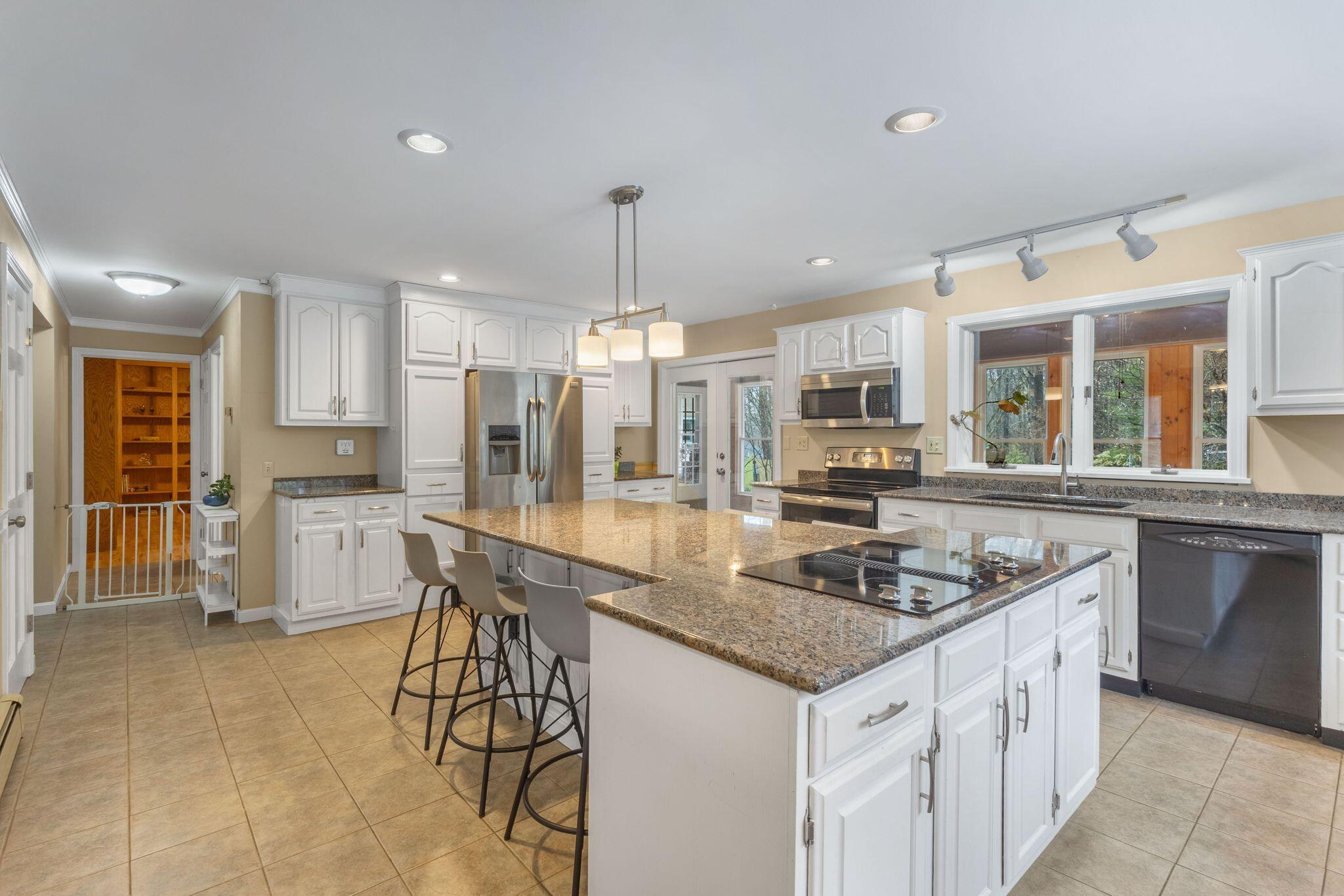 148 Spiller Hill Road Property Photo 15