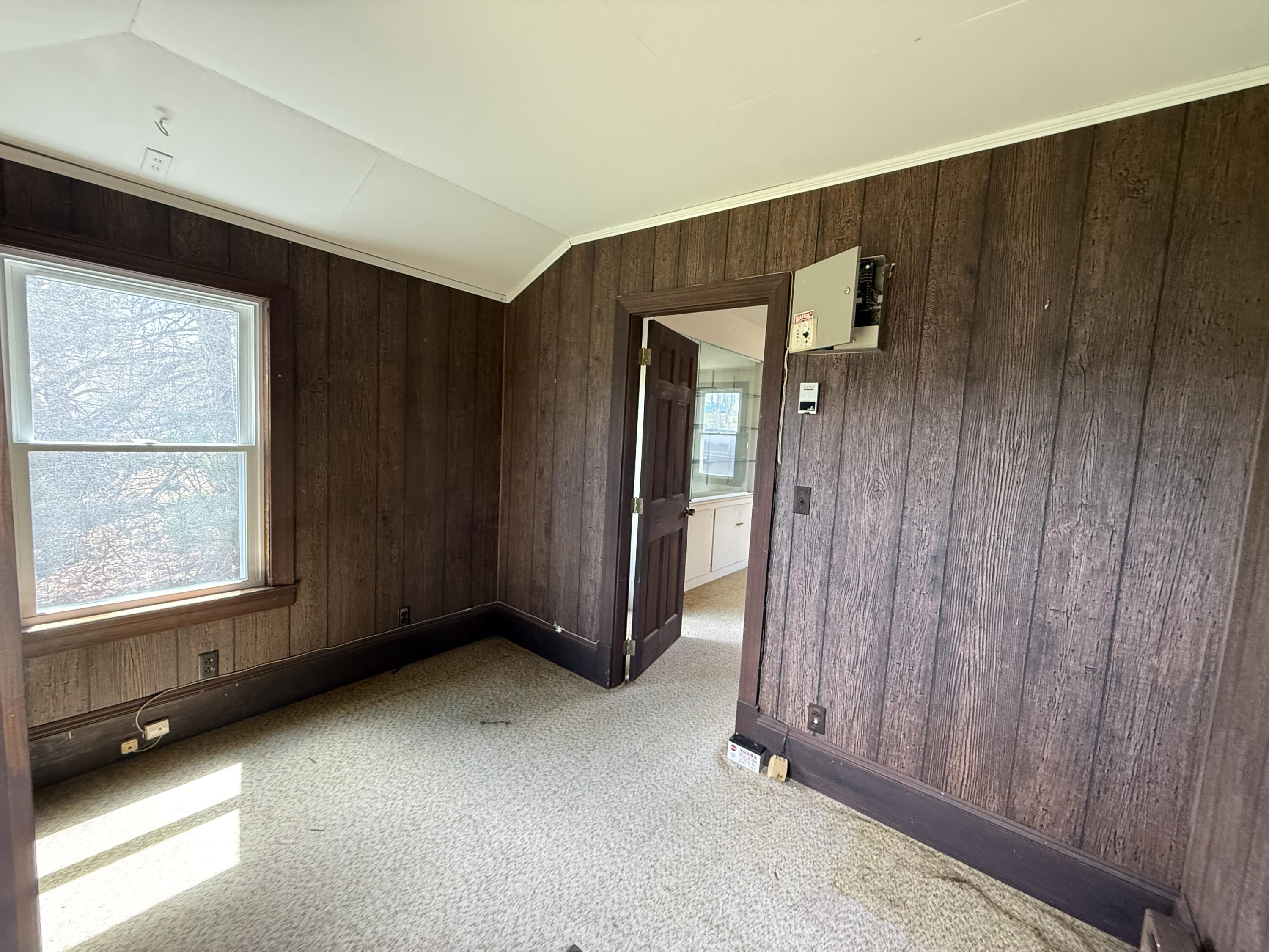 865 N Main Street Property Photo 17