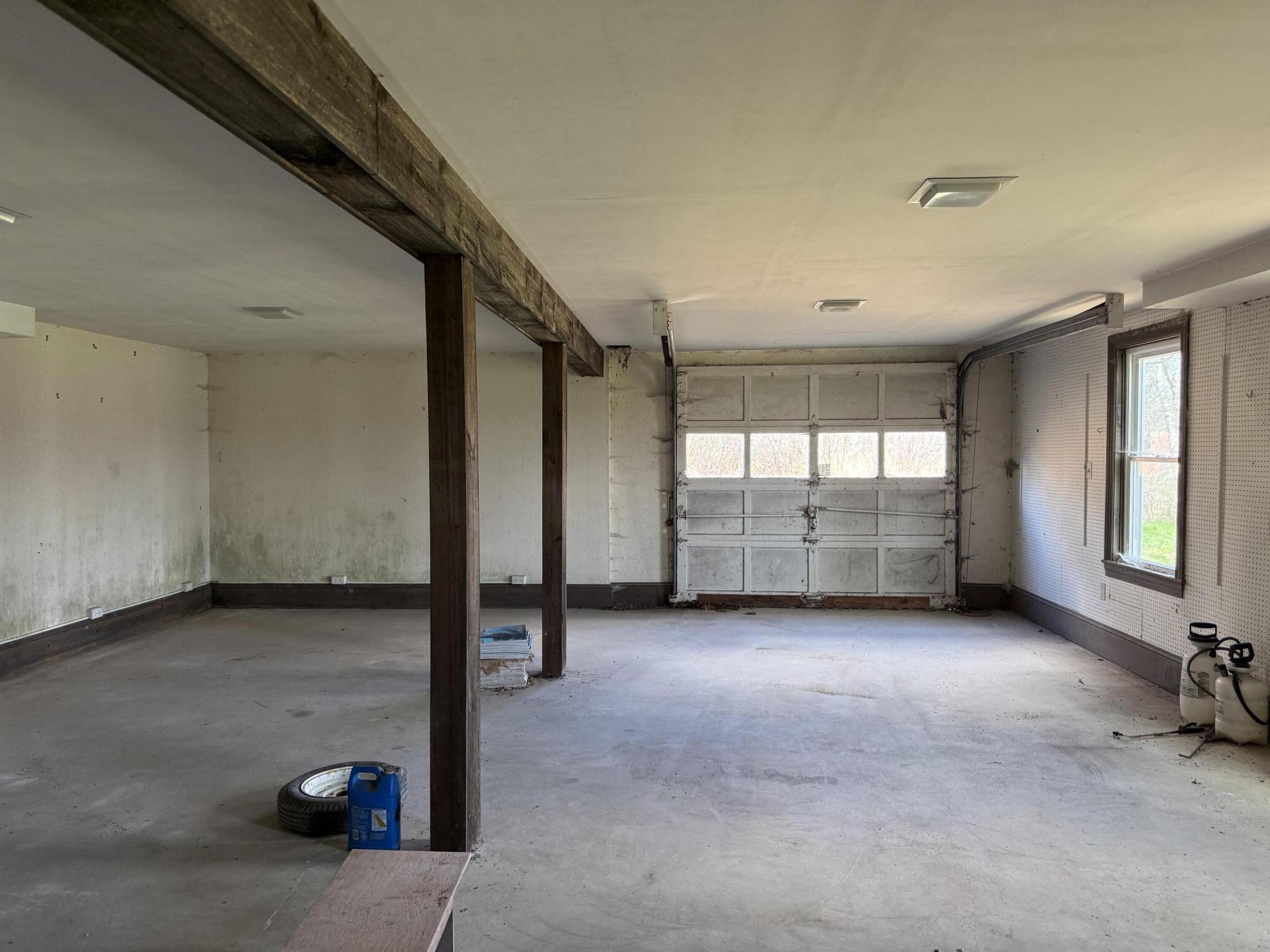 865 N Main Street Property Photo 21