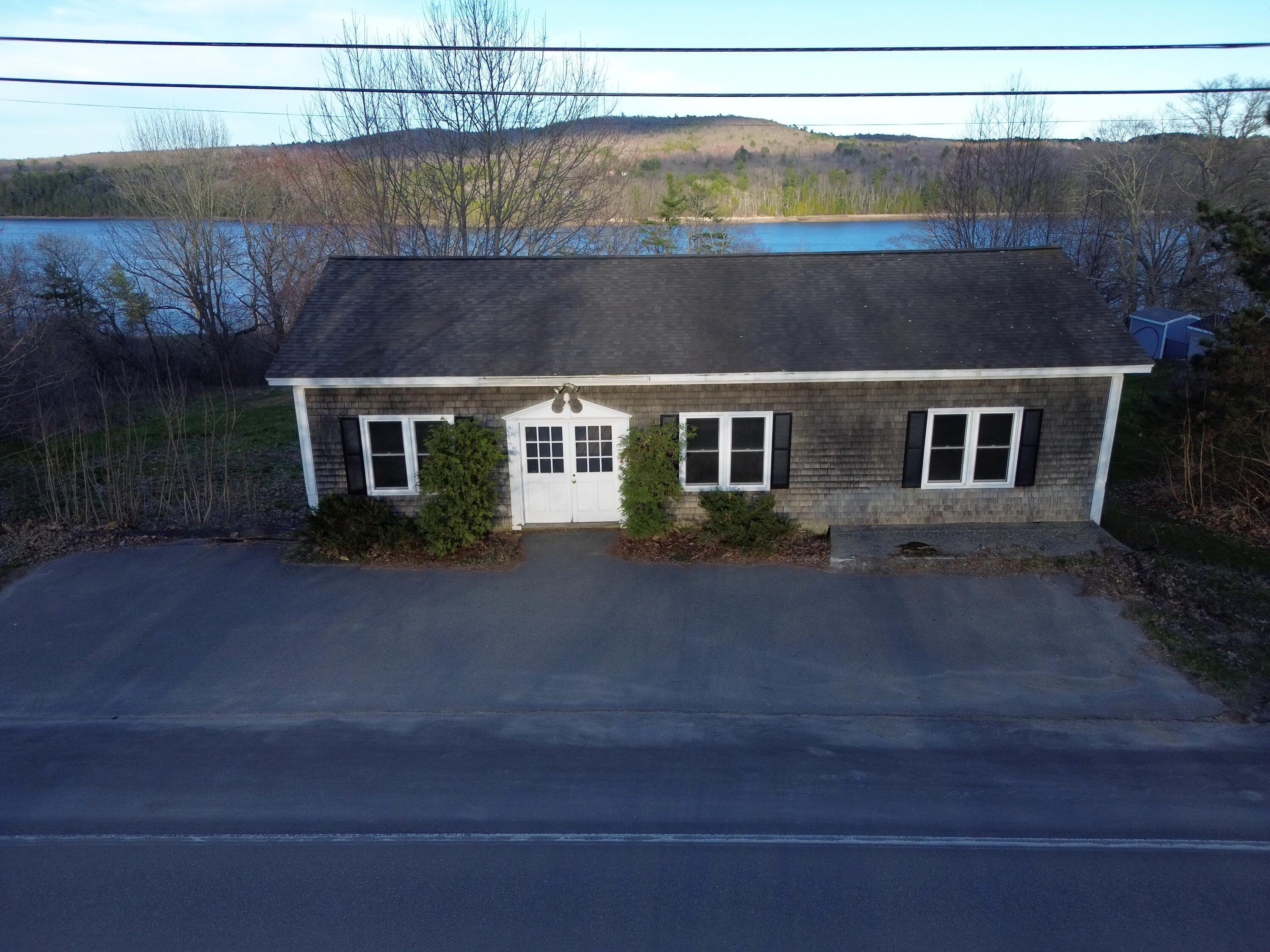 865 N Main Street Property Photo 22