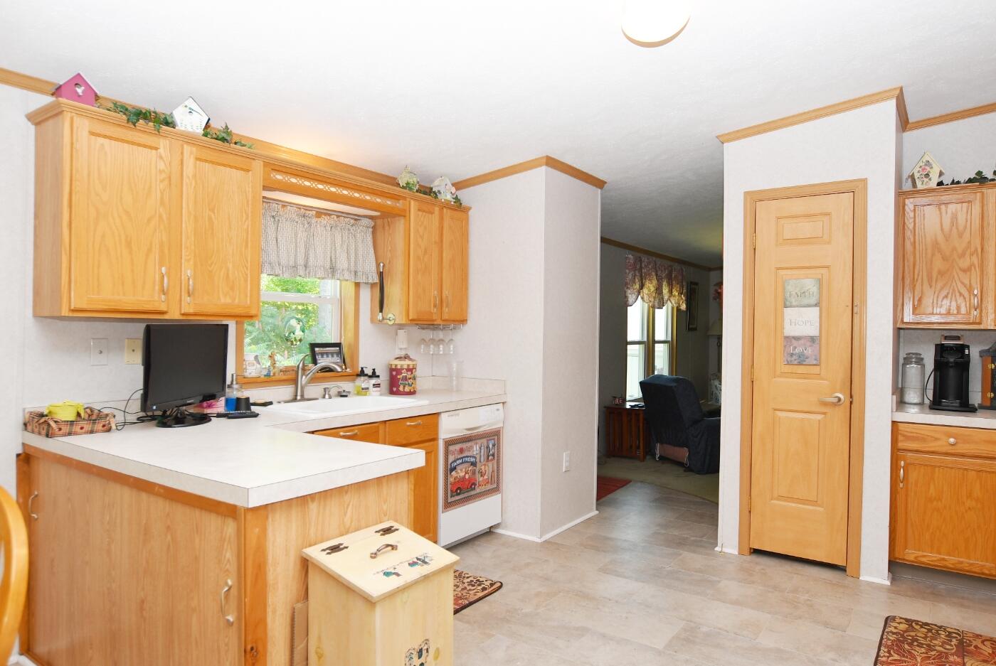47 Whistle Stop Circle Property Photo 36