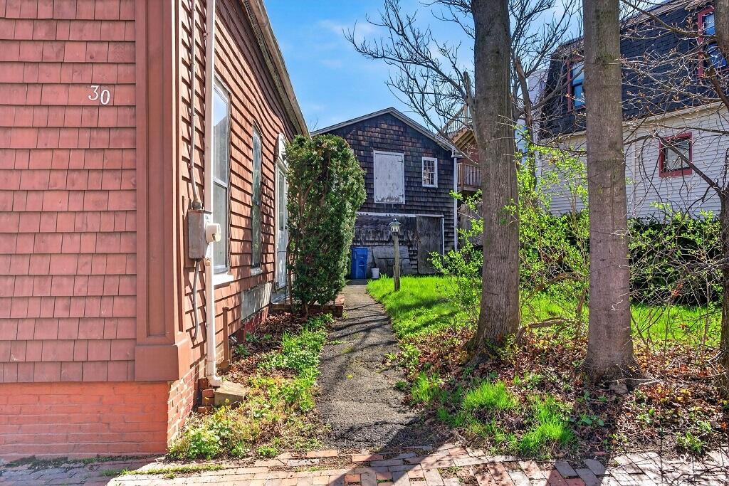 30 Dow Street Property Photo 3