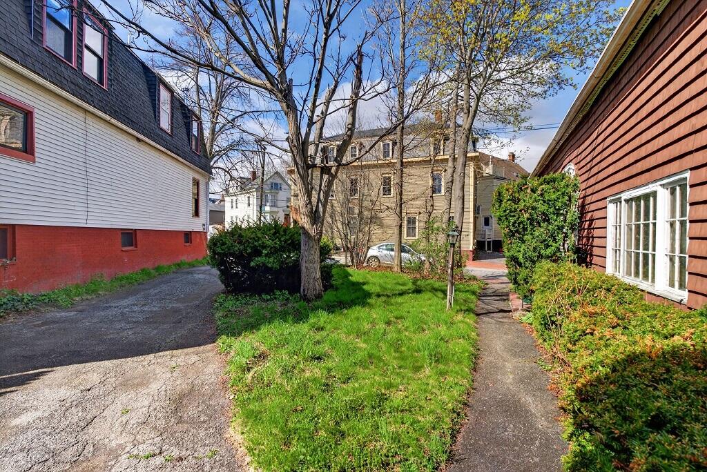 30 Dow Street Property Photo 5