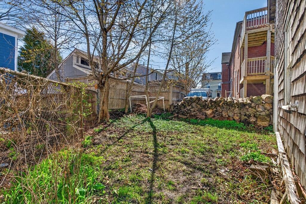 30 Dow Street Property Photo 9