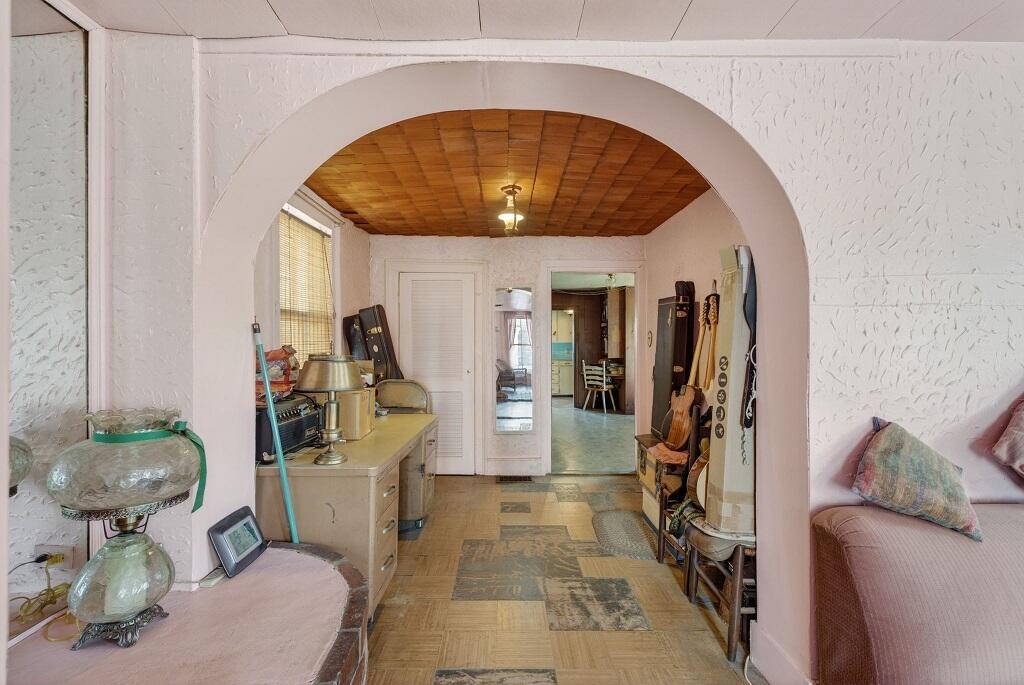30 Dow Street Property Photo 15