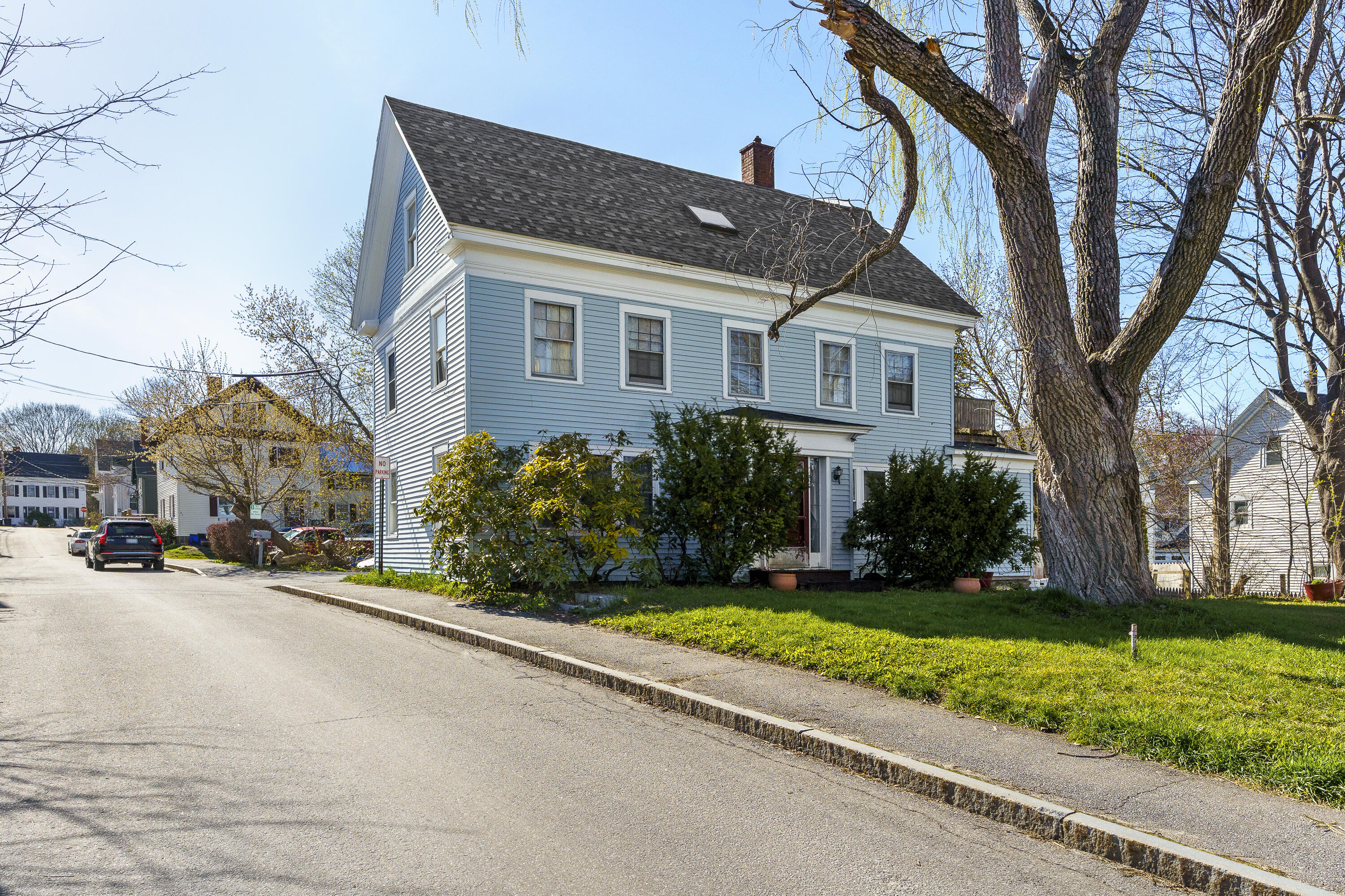 9 Pleasant Street Property Photo 1