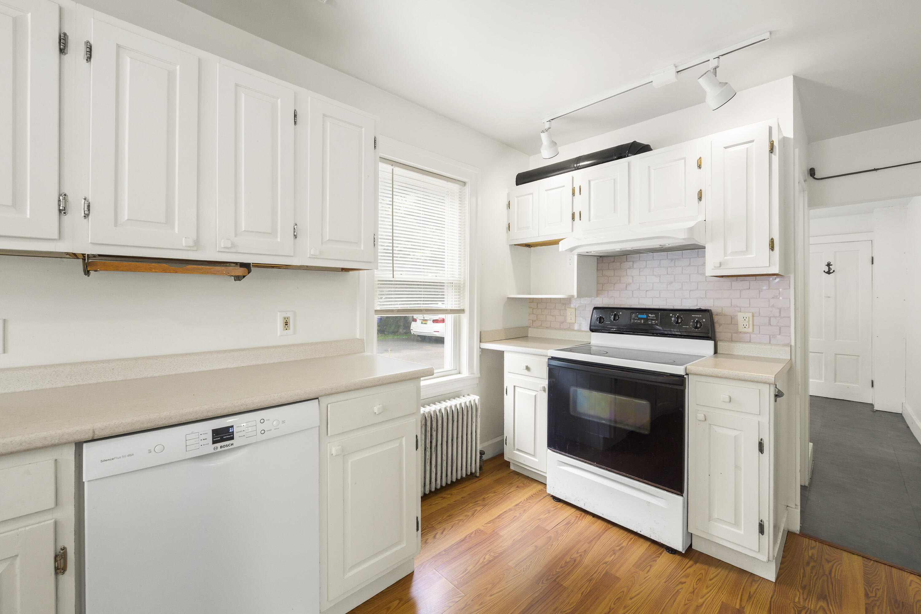 9 Pleasant Street Property Photo 8