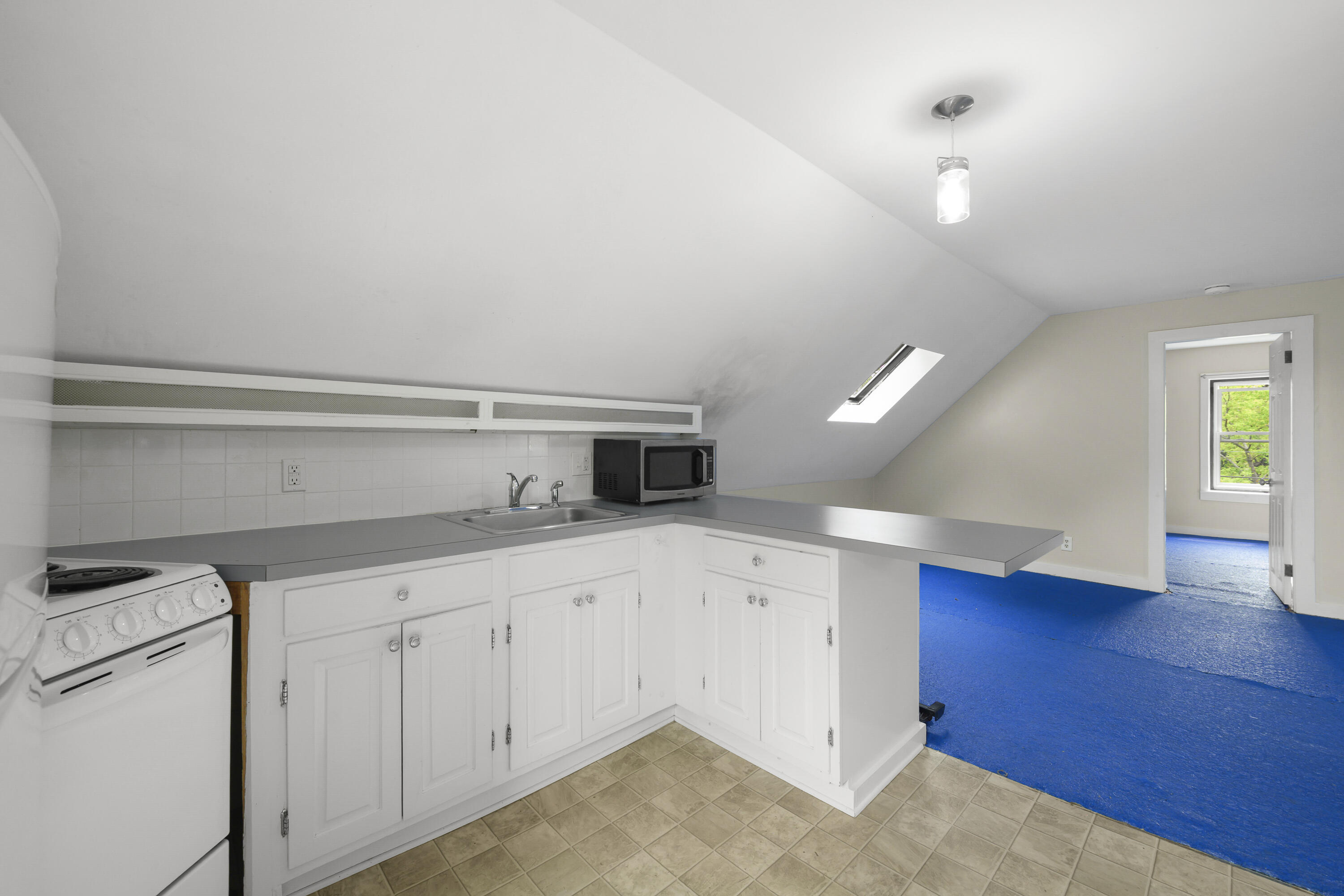 9 Pleasant Street Property Photo 29