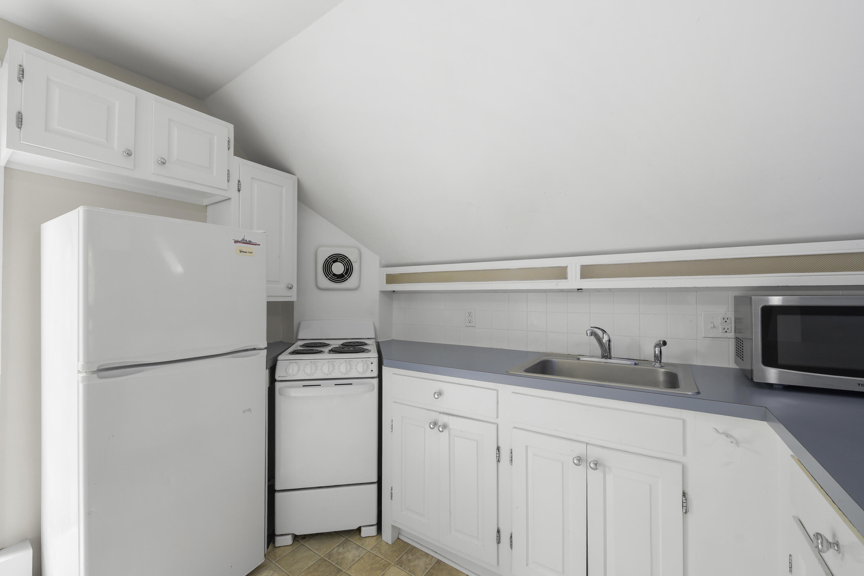 9 Pleasant Street Property Photo 30