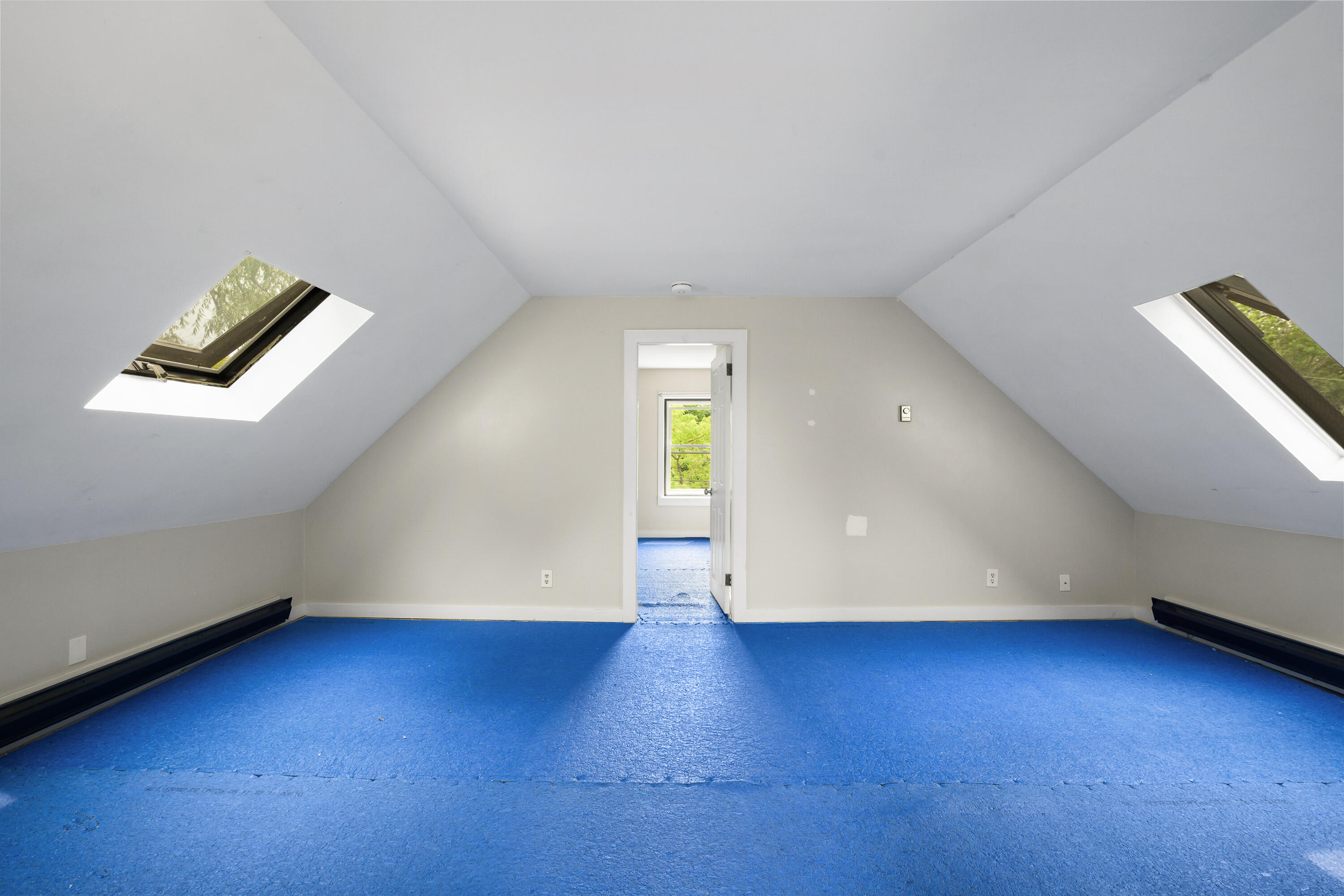 9 Pleasant Street Property Photo 33