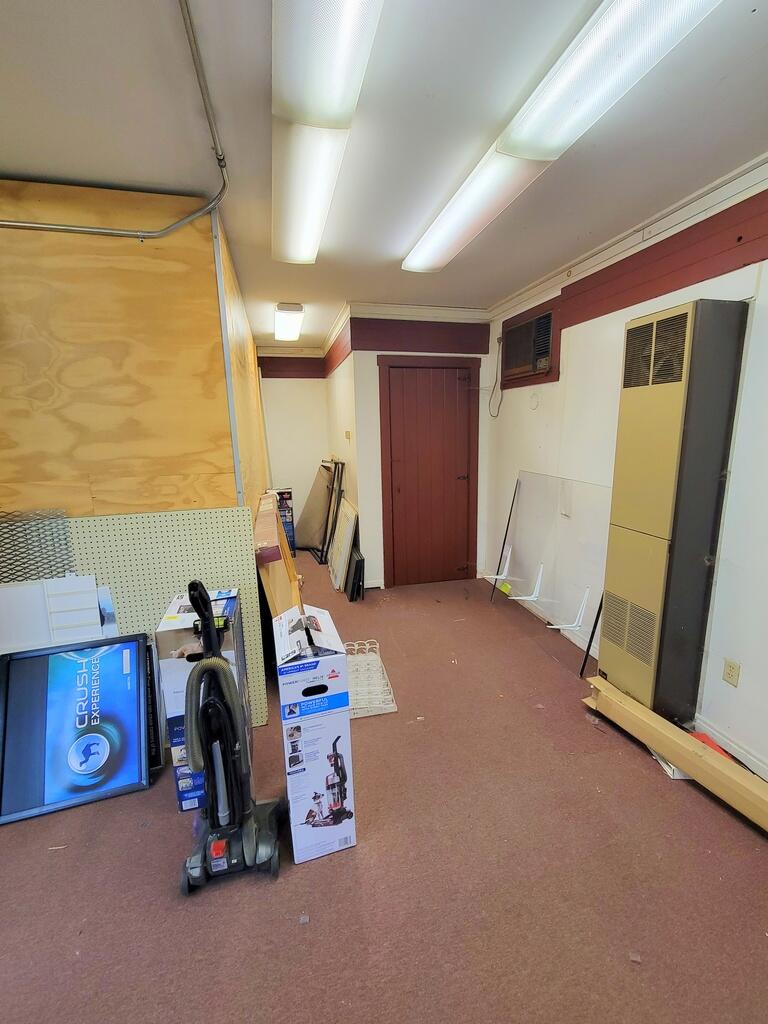 2 East Main Street Property Photo 19