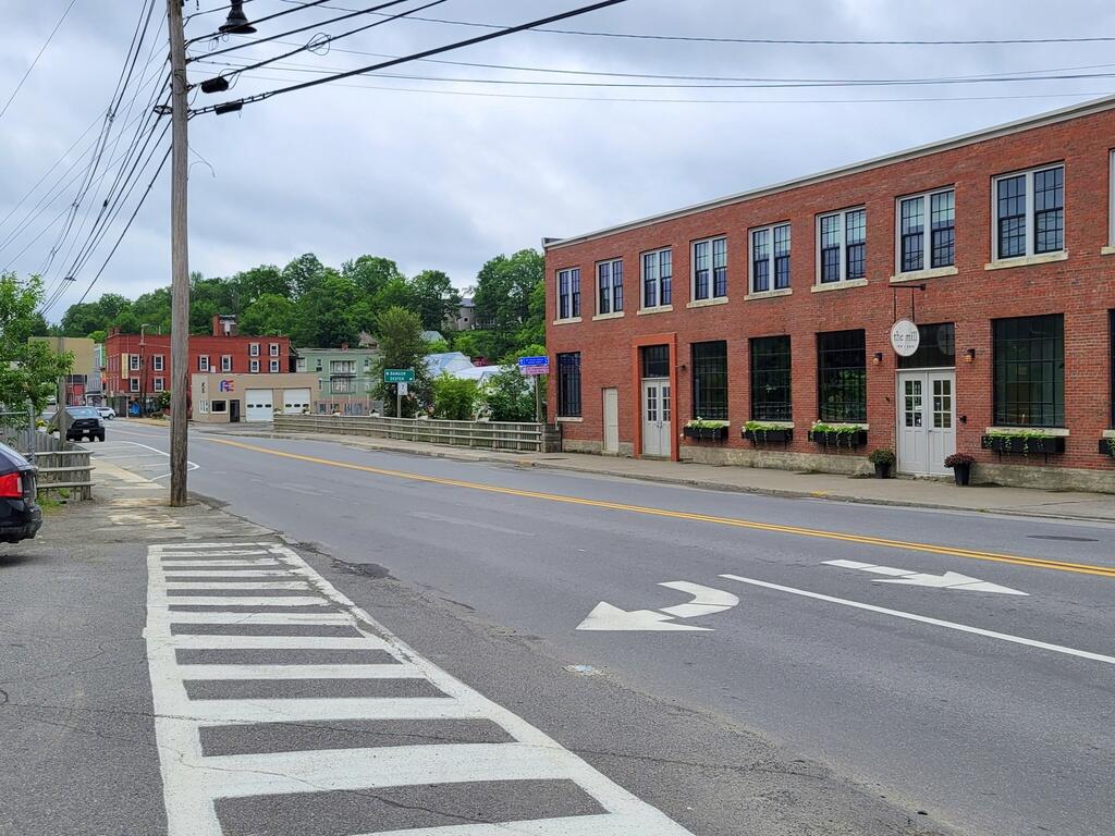 2 East Main Street Property Photo 33