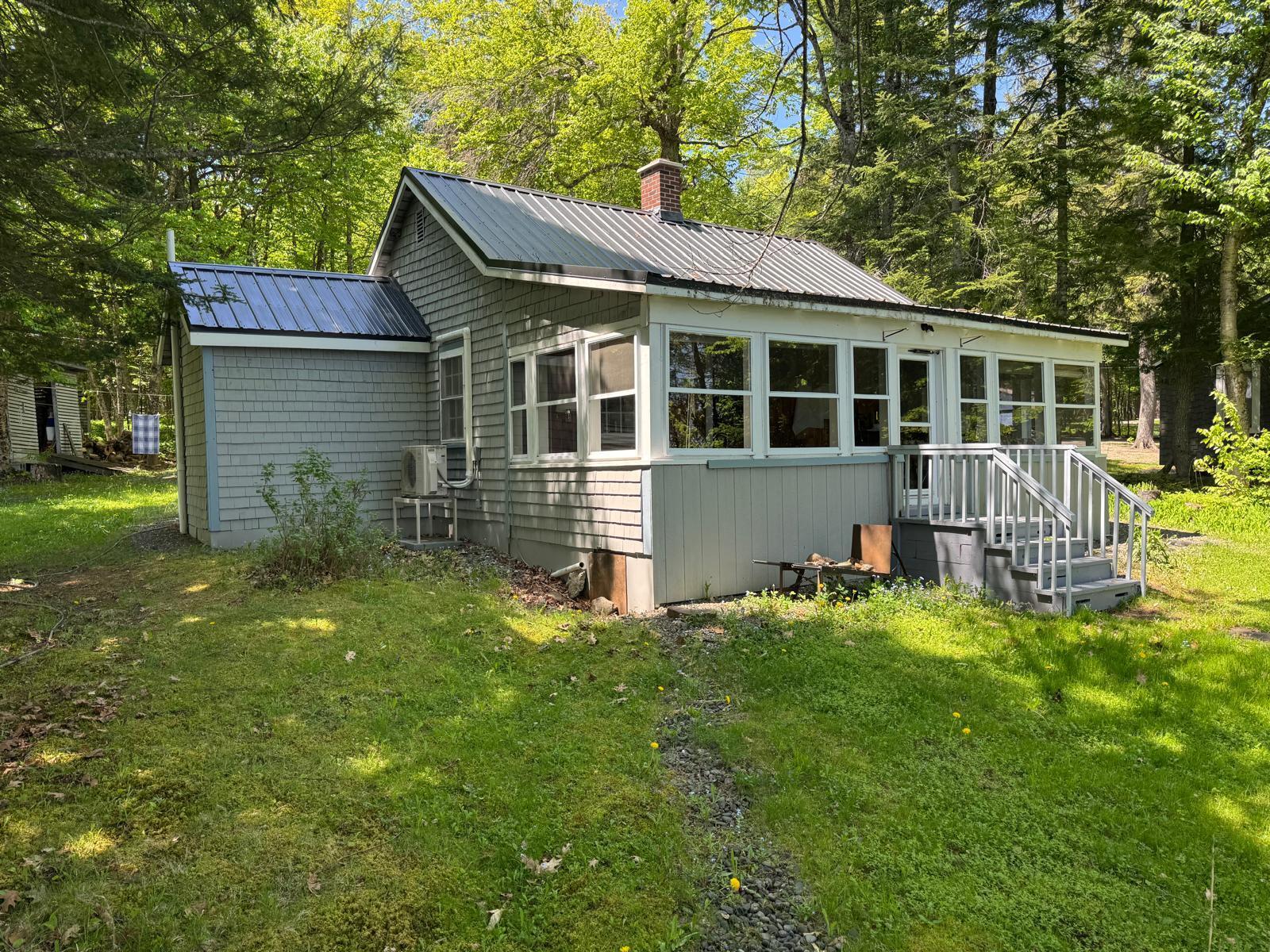 298 West Road Property Photo 1