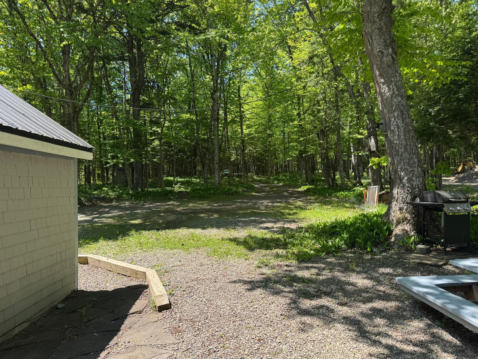 298 West Road Property Photo 8
