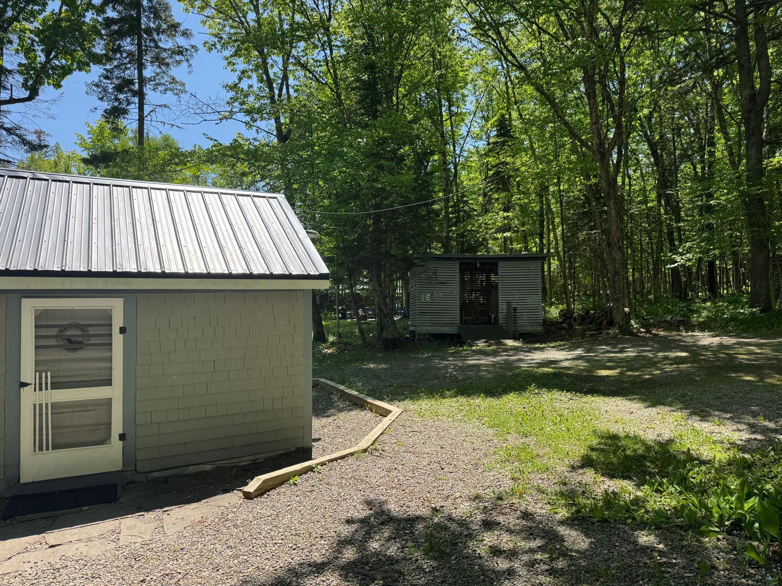 298 West Road Property Photo 9