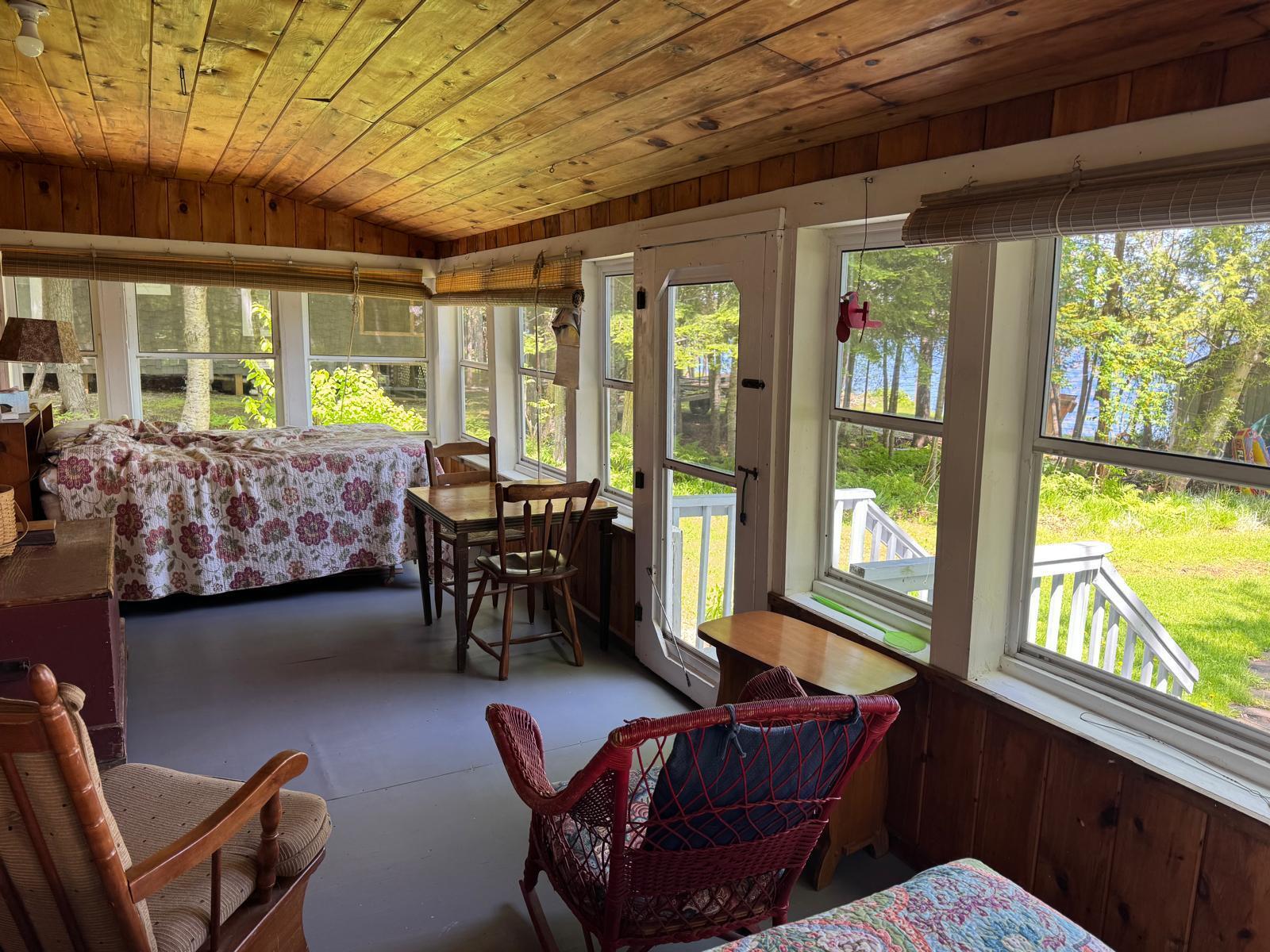 298 West Road Property Photo 16