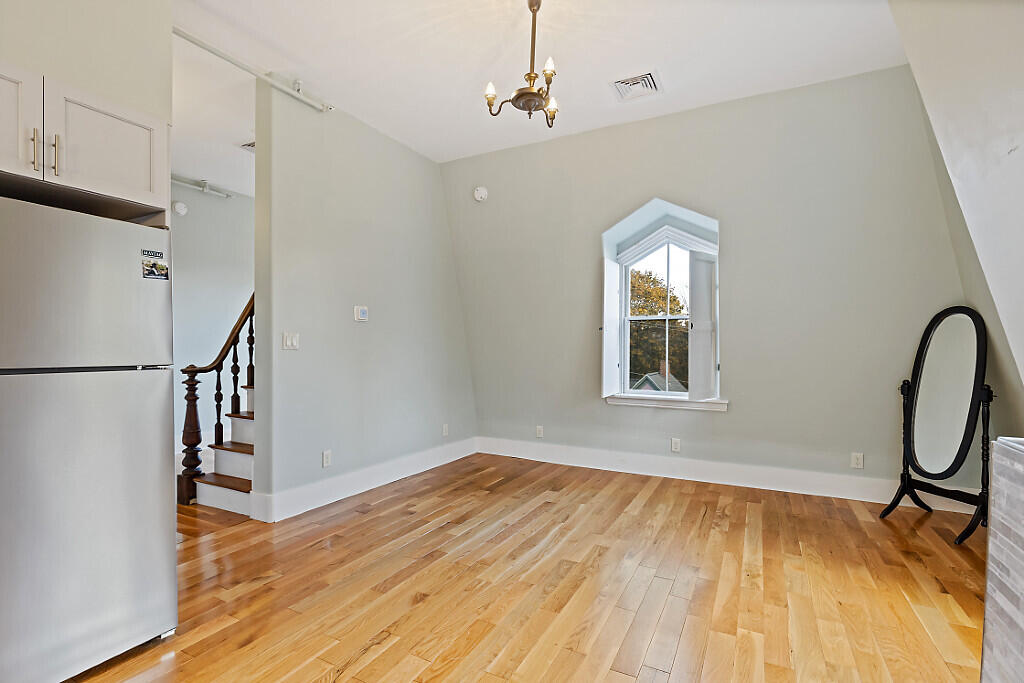 15 Middle Street 3 Property Photo 5