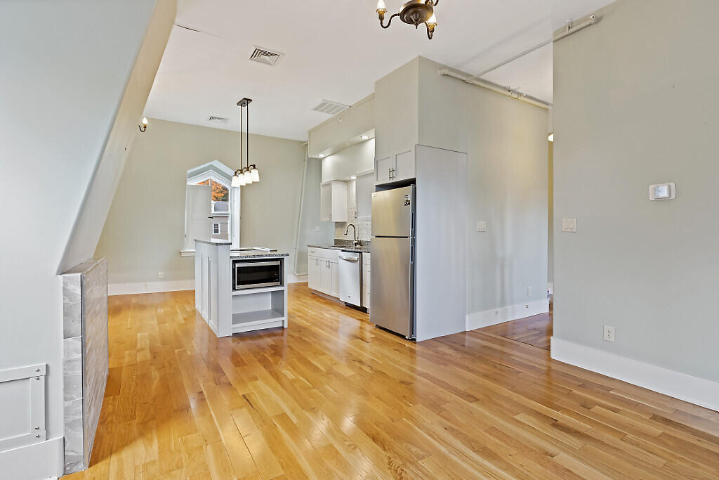 15 Middle Street 3 Property Photo 9