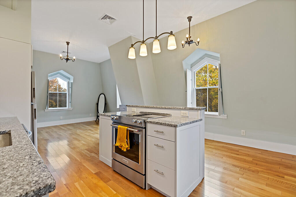 15 Middle Street 3 Property Photo 12