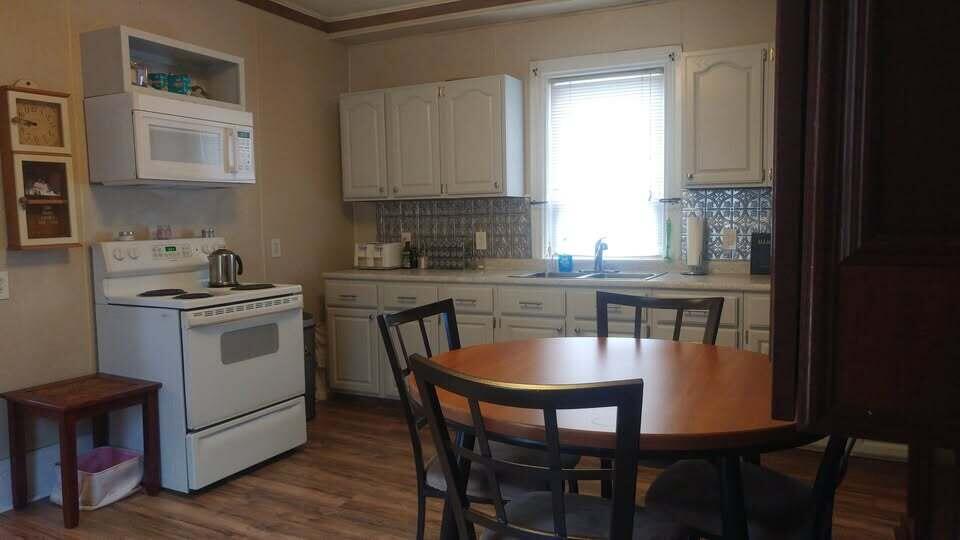 365 Turner Street Property Photo 9