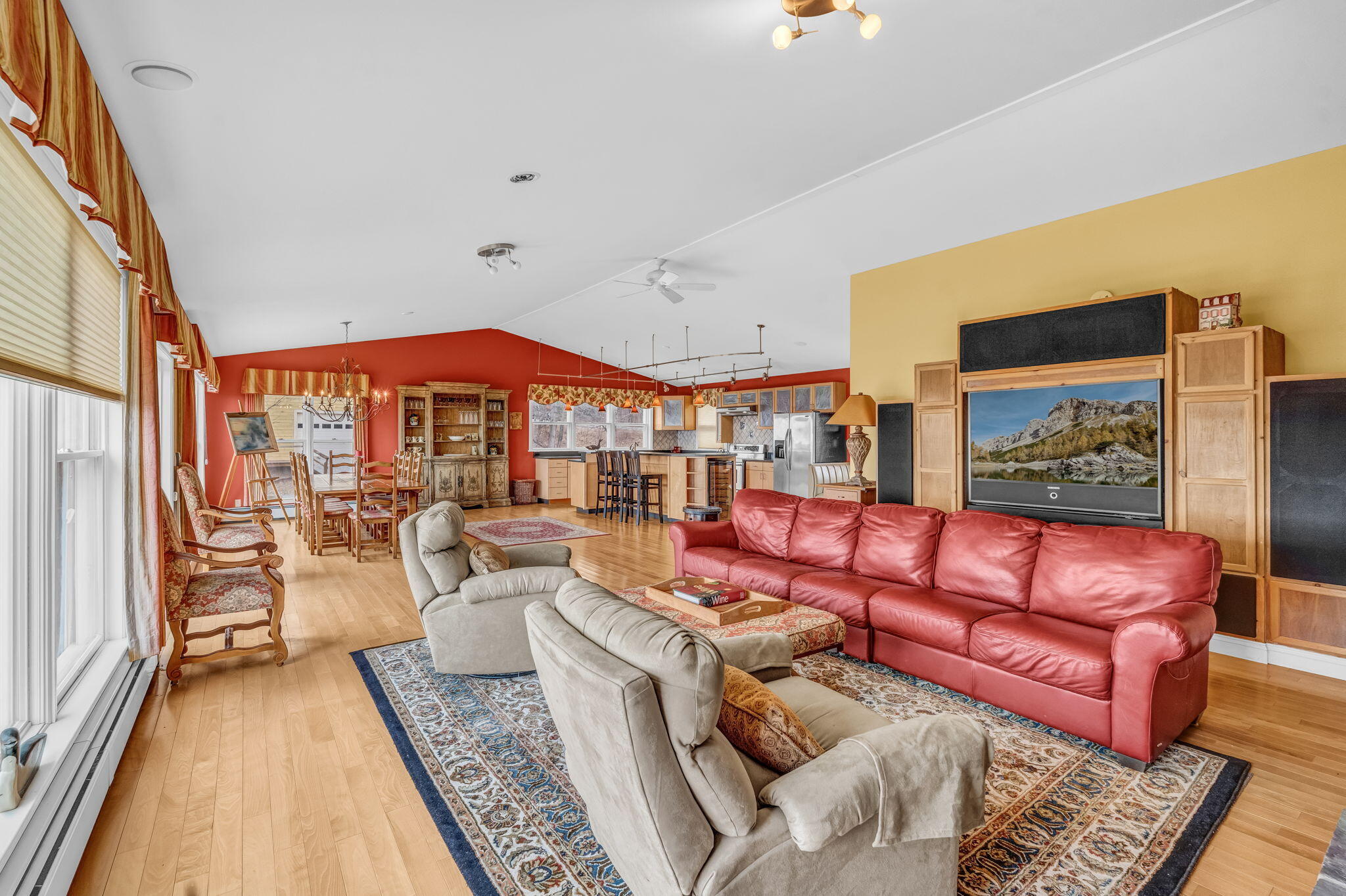 528 West Road Property Photo 32