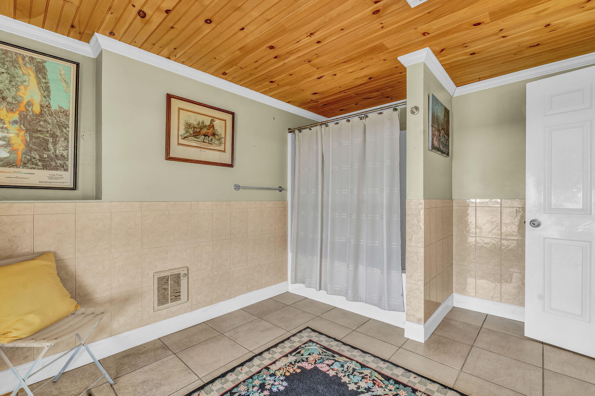 528 West Road Property Photo 68