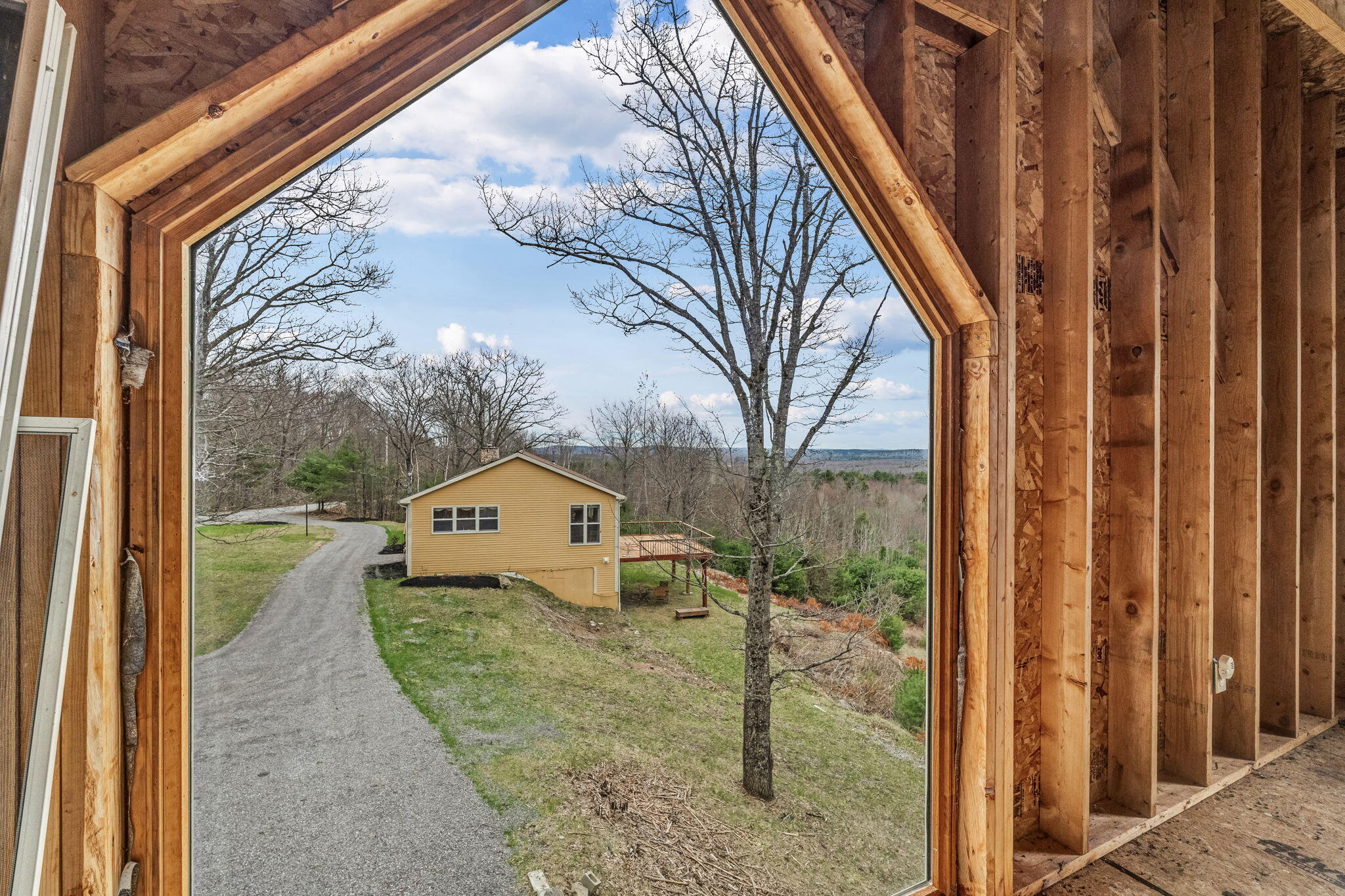 528 West Road Property Photo 84