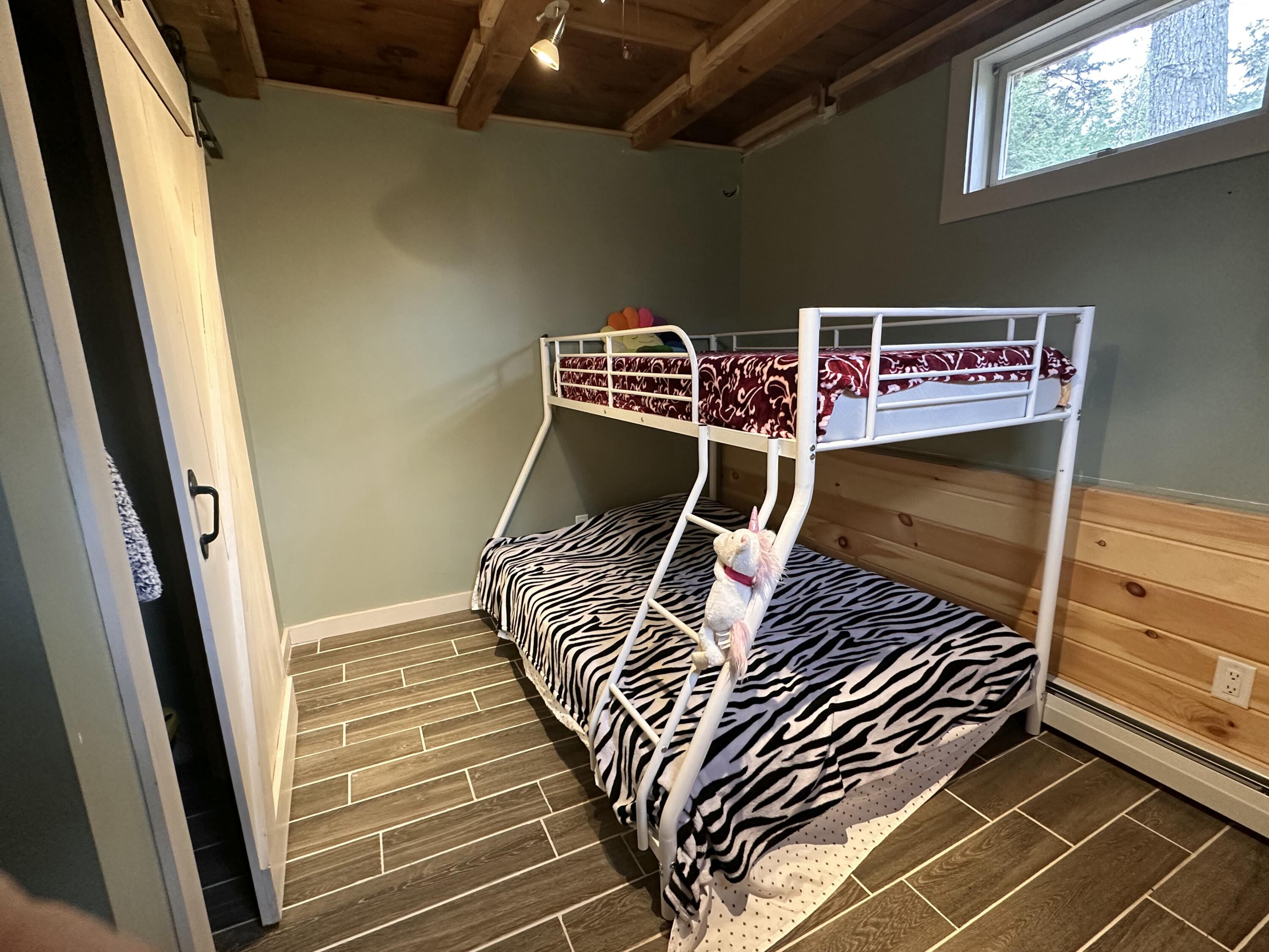 39 Collins Drive Property Photo 22