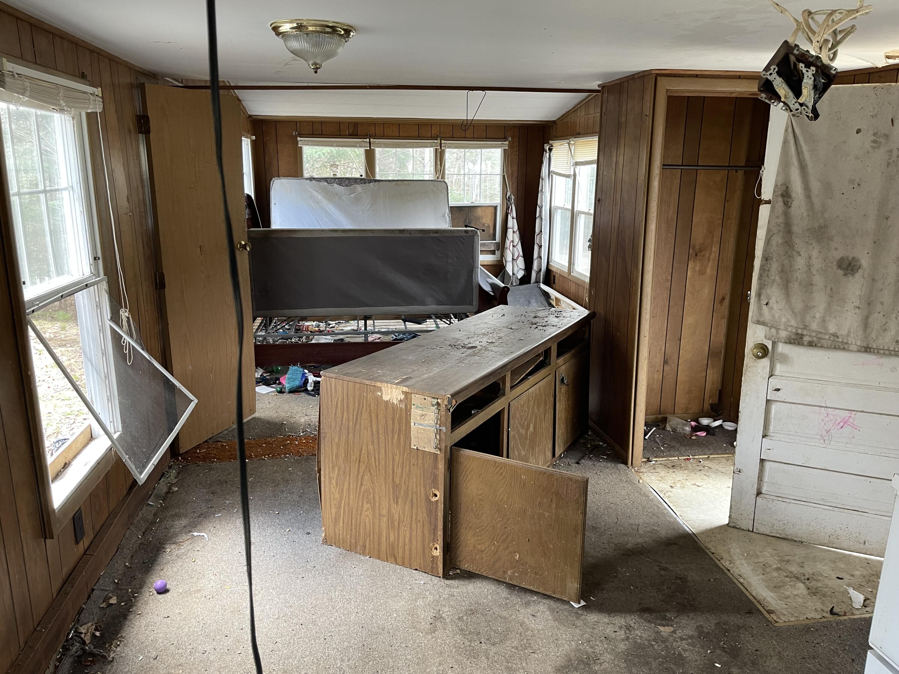 421 Washington Road Property Photo 6