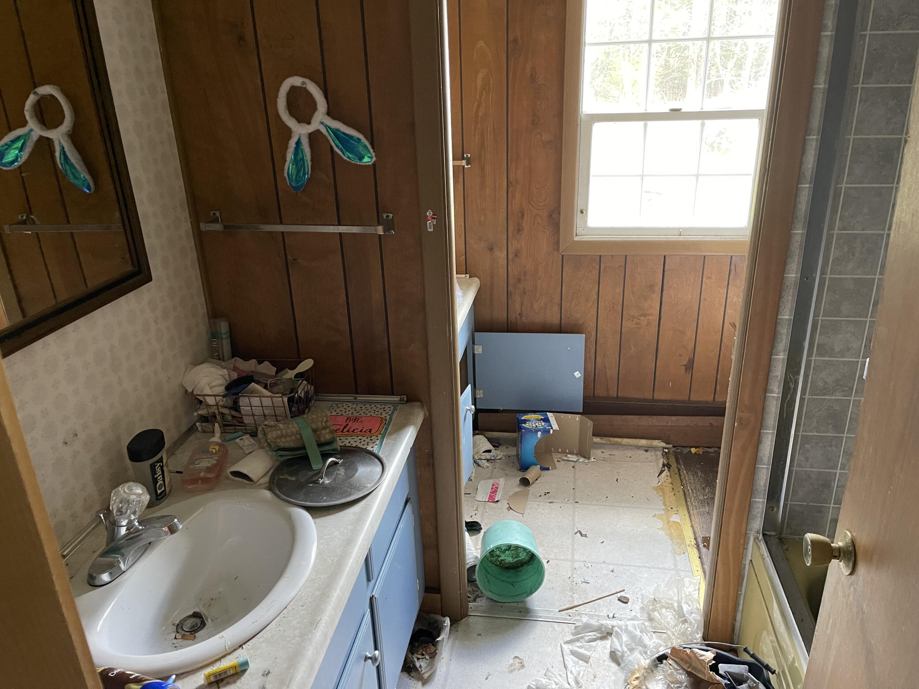 421 Washington Road Property Photo 9