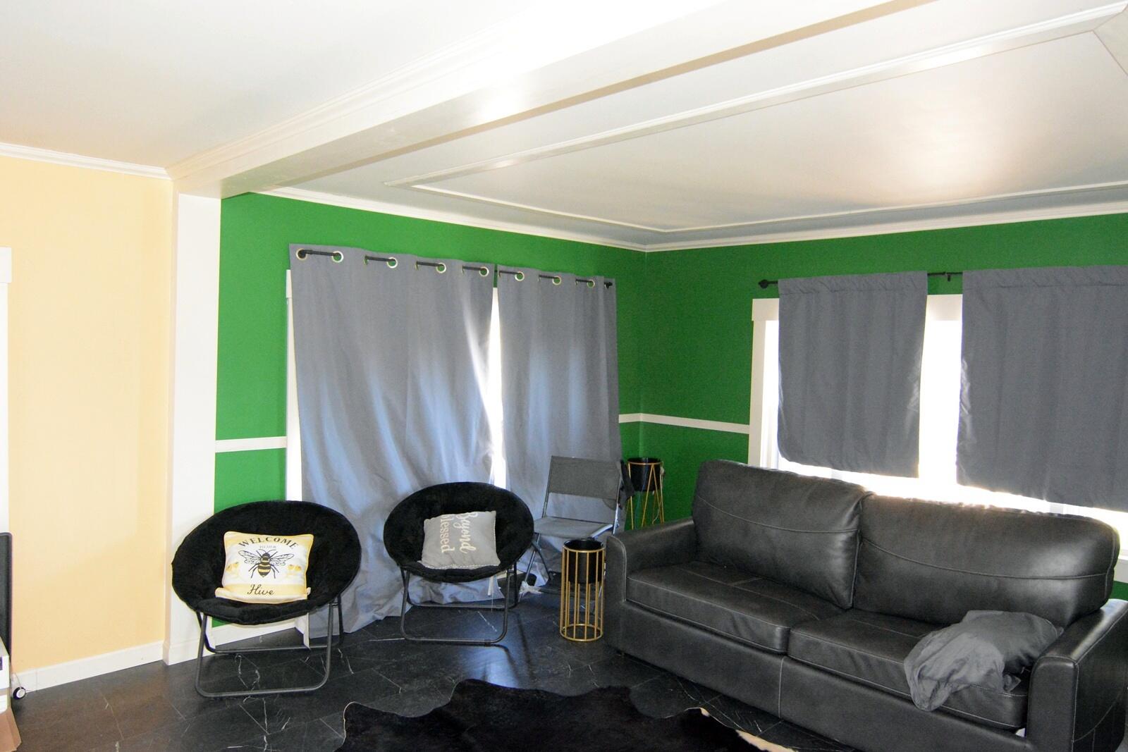 36 Pondview Street Property Photo 11