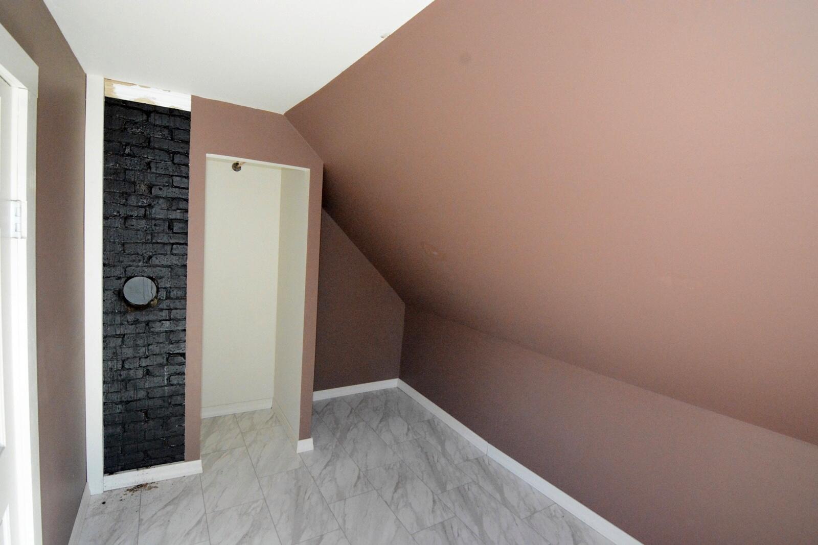 36 Pondview Street Property Photo 18