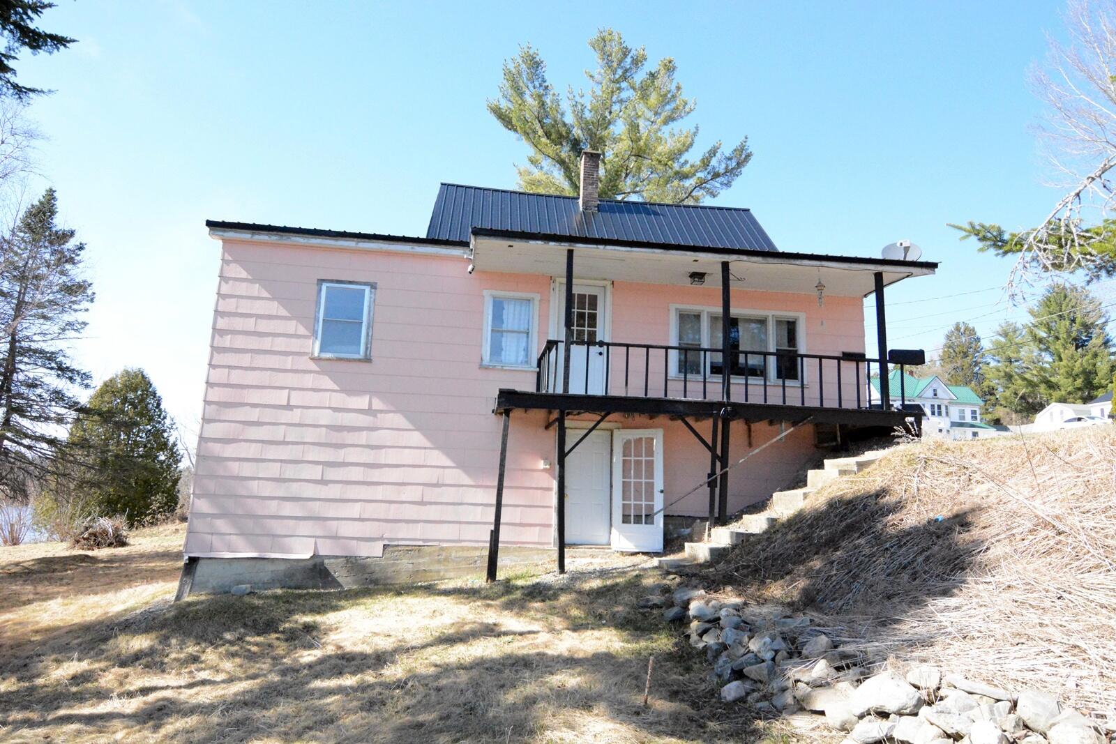36 Pondview Street Property Photo 20