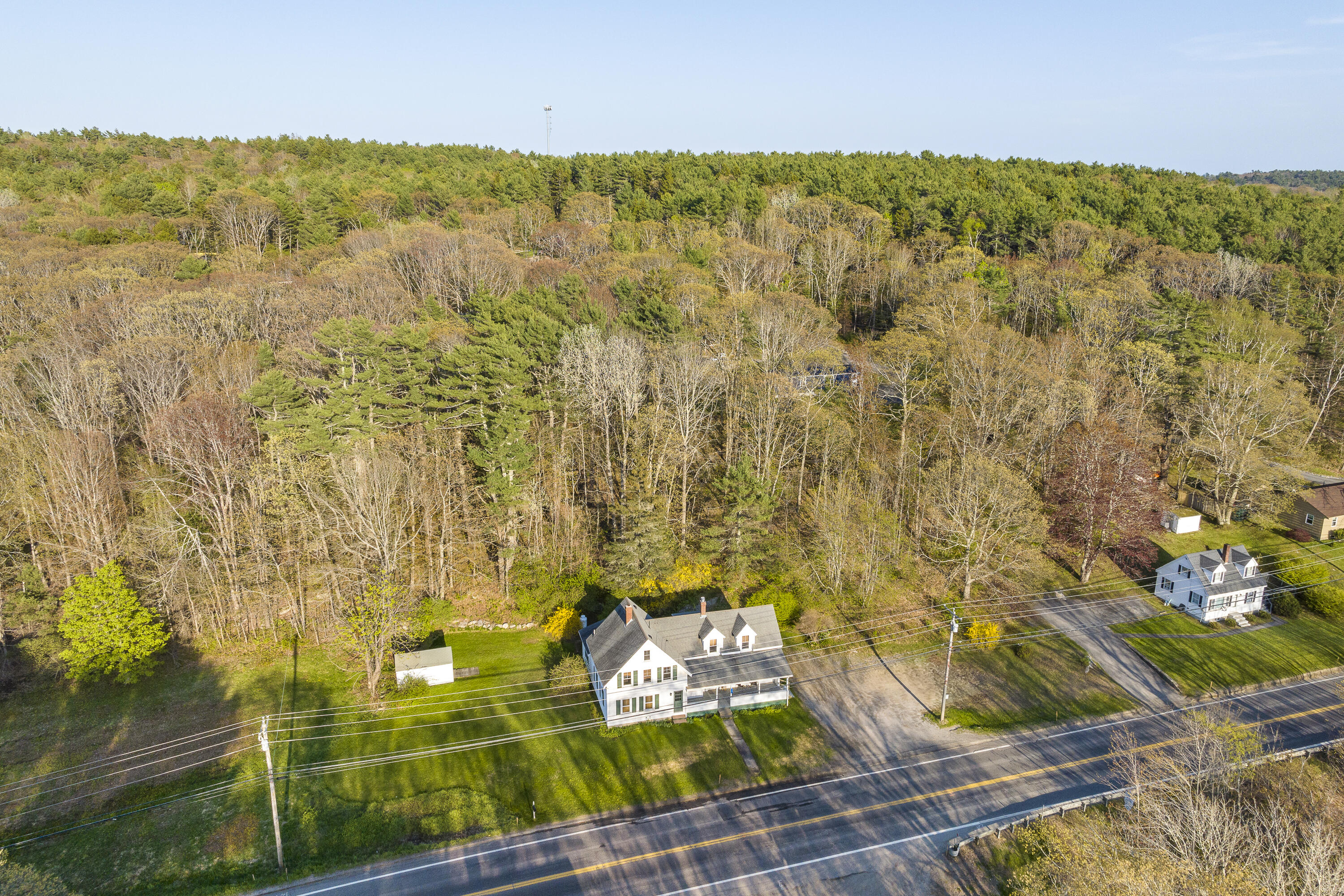 934 Wiscasset Road Property Photo 3