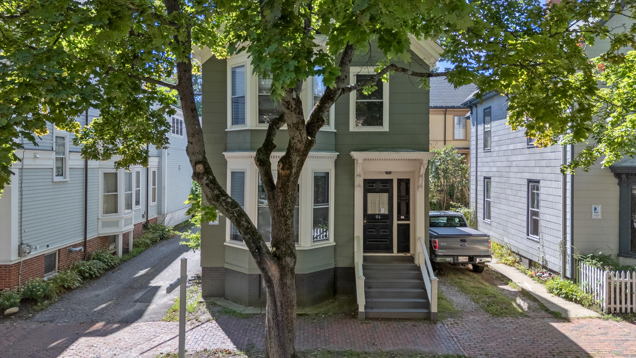 94 Emery Street Property Photo 40