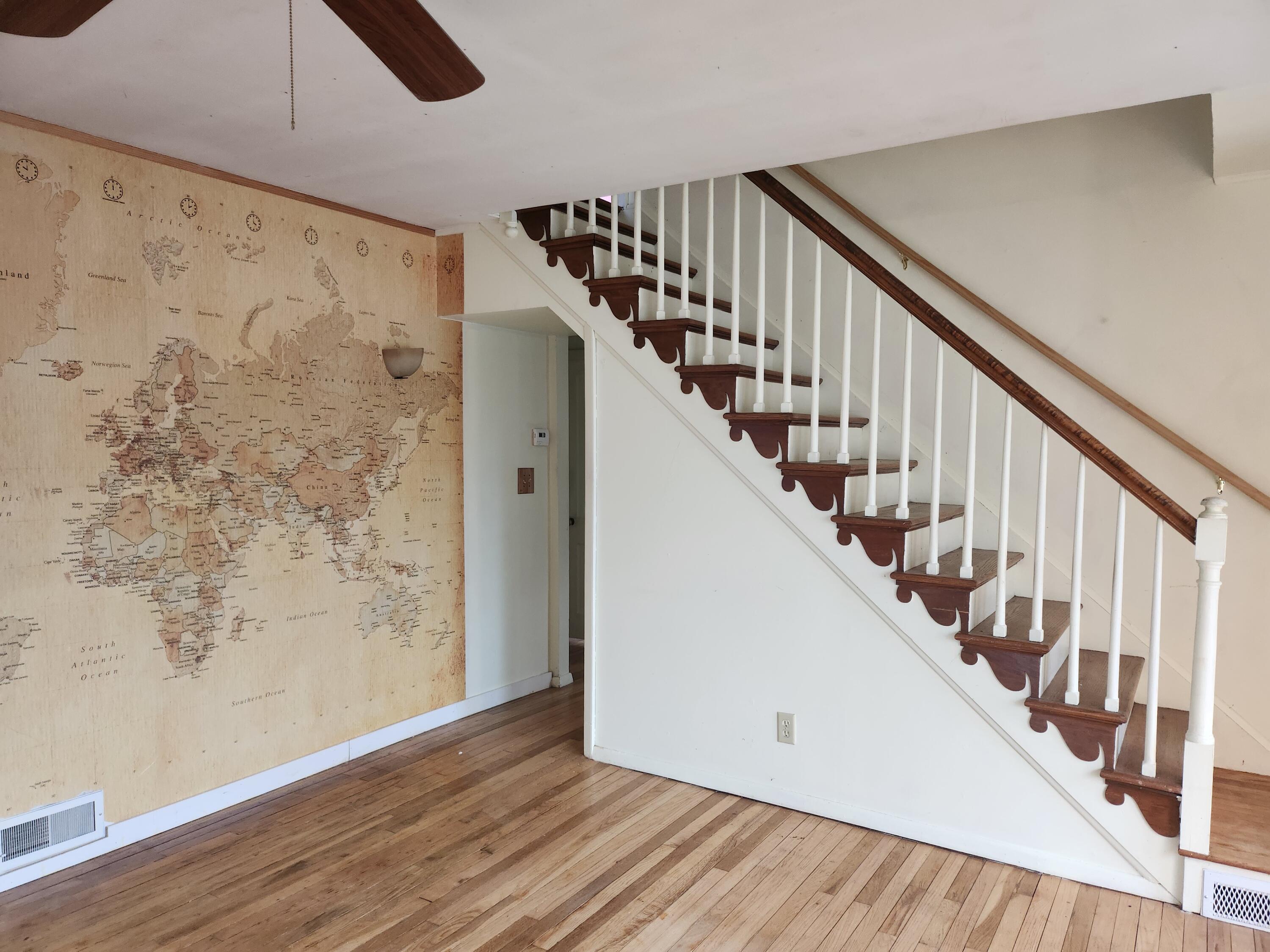 1249 State Street Property Photo 14
