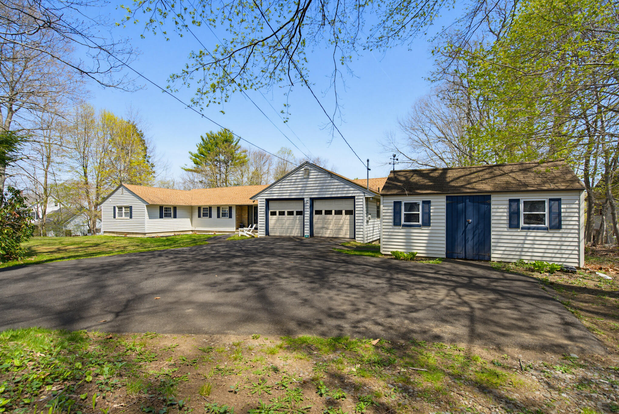 90 Southside Road Property Photo 11