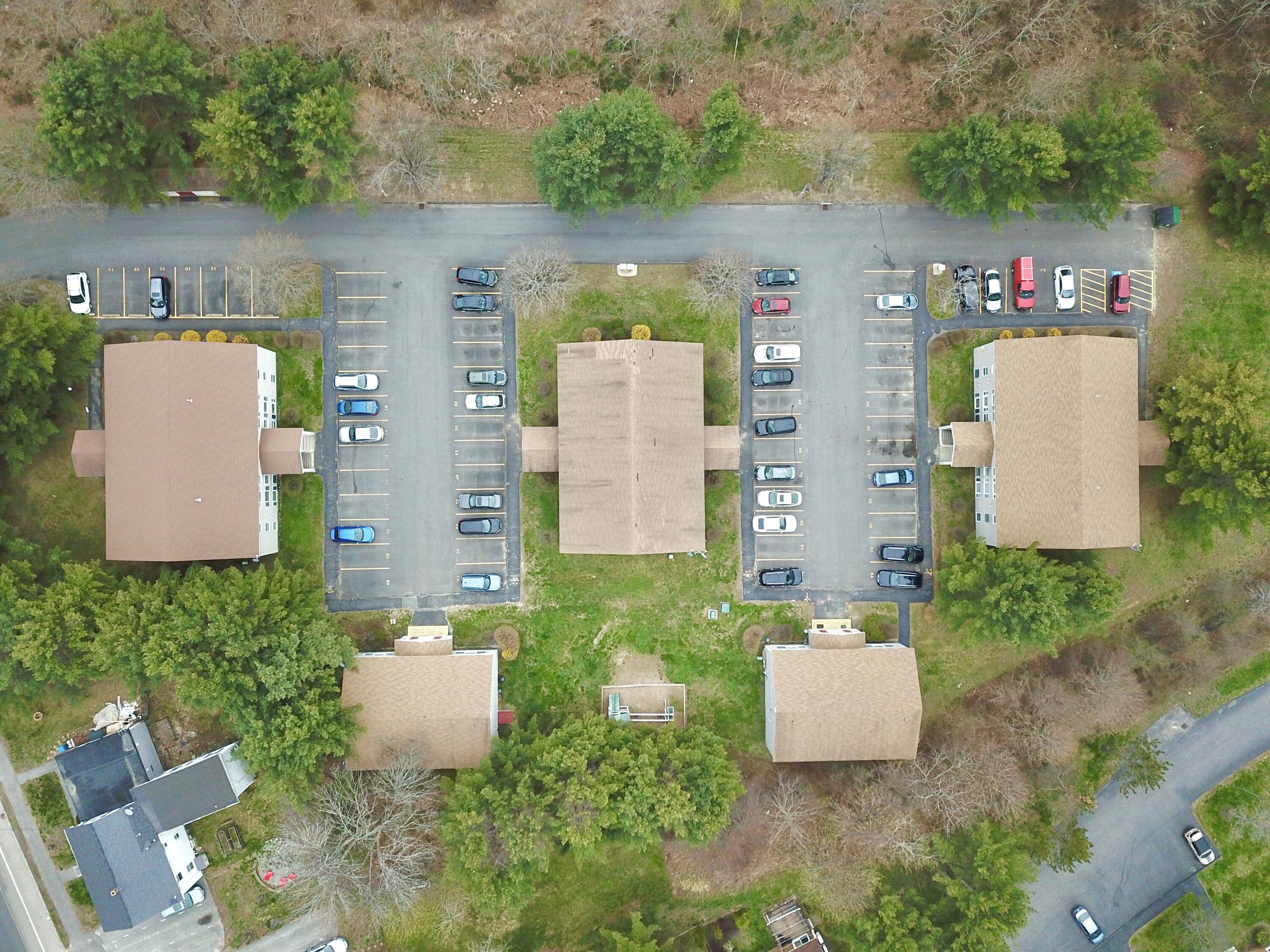 1390 Forest Avenue Property Photo 3