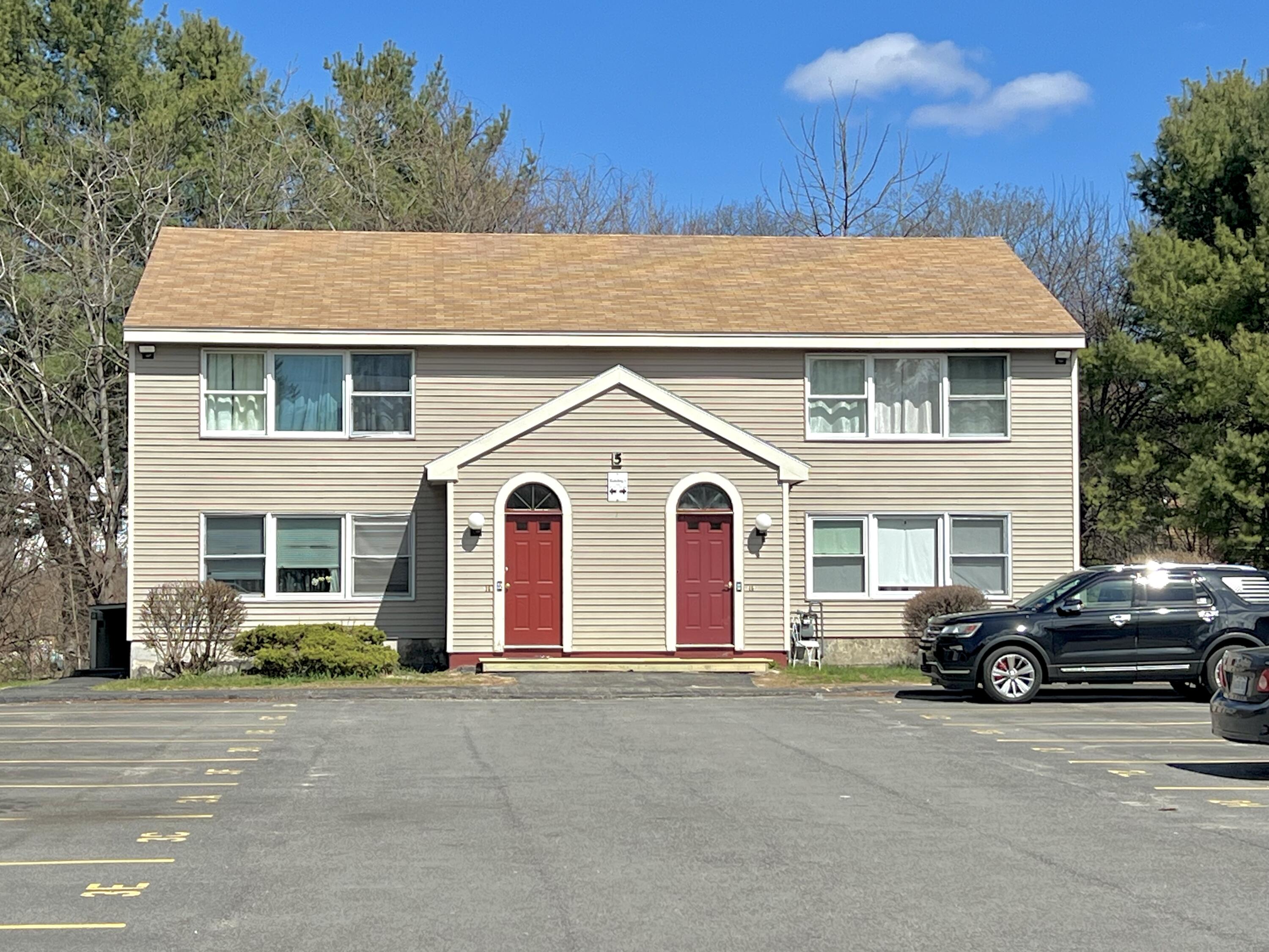 1390 Forest Avenue Property Photo 6