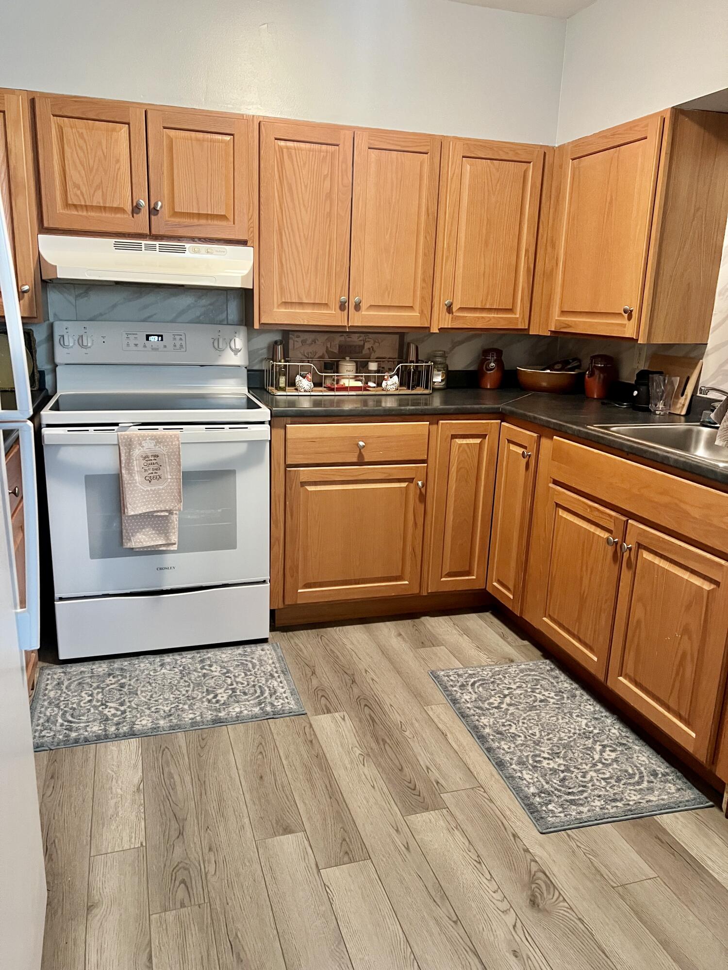 1390 Forest Avenue Property Photo 14
