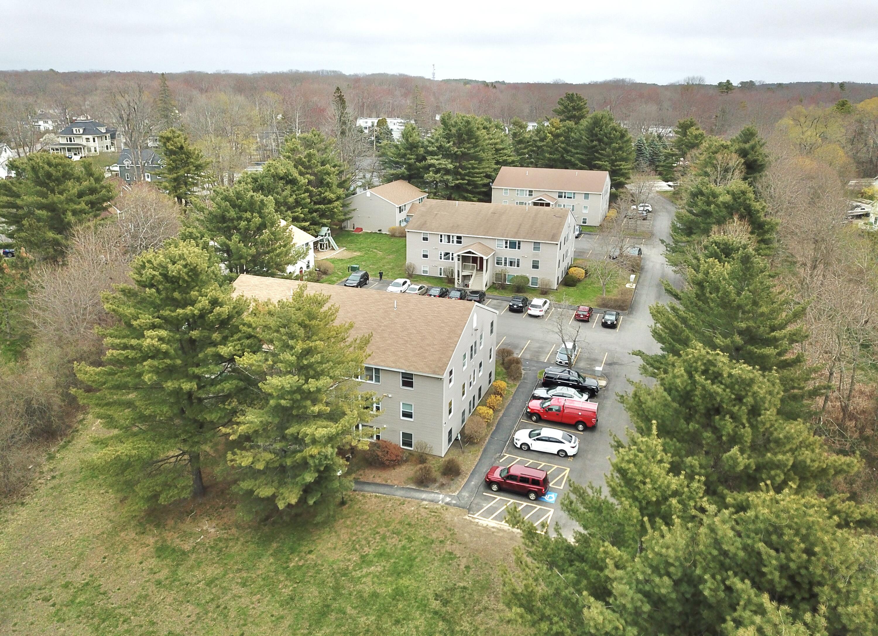 1390 Forest Avenue Property Photo 18