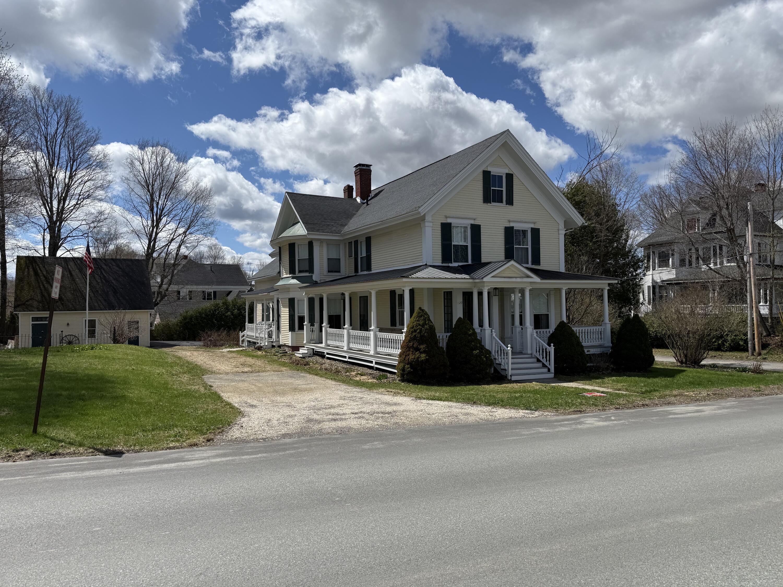 129 Main Street Property Photo 4