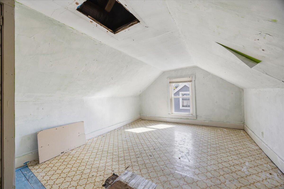 36 Bradbury Street Property Photo 11
