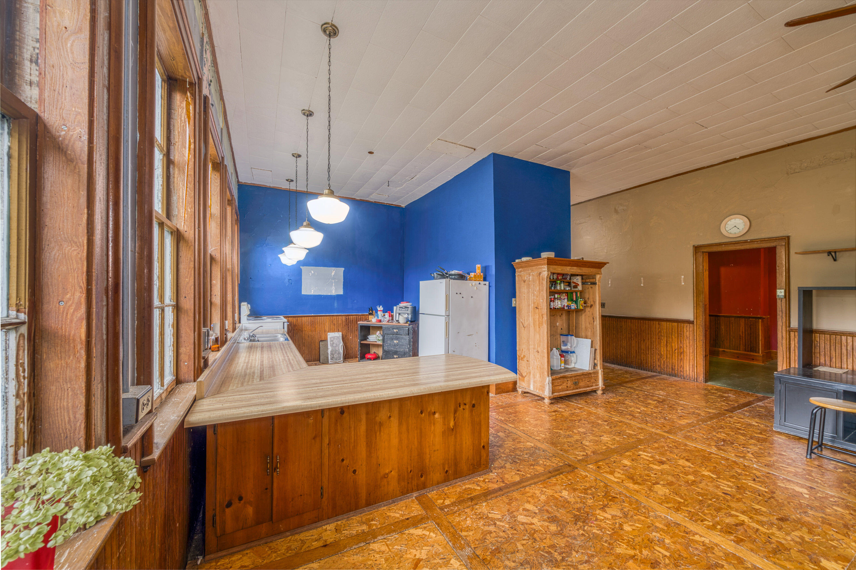 25 School Street Property Photo 4
