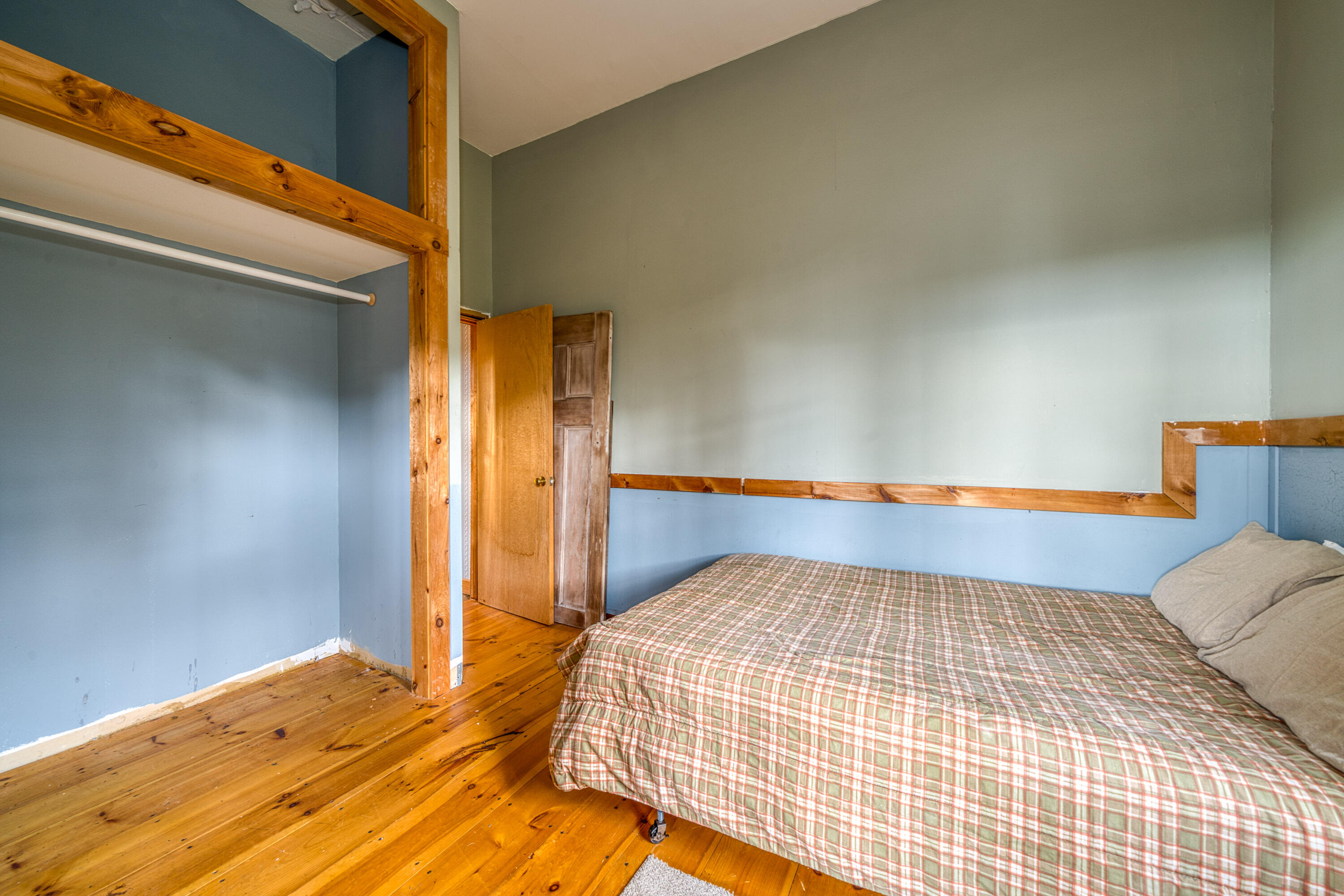 25 School Street Property Photo 18