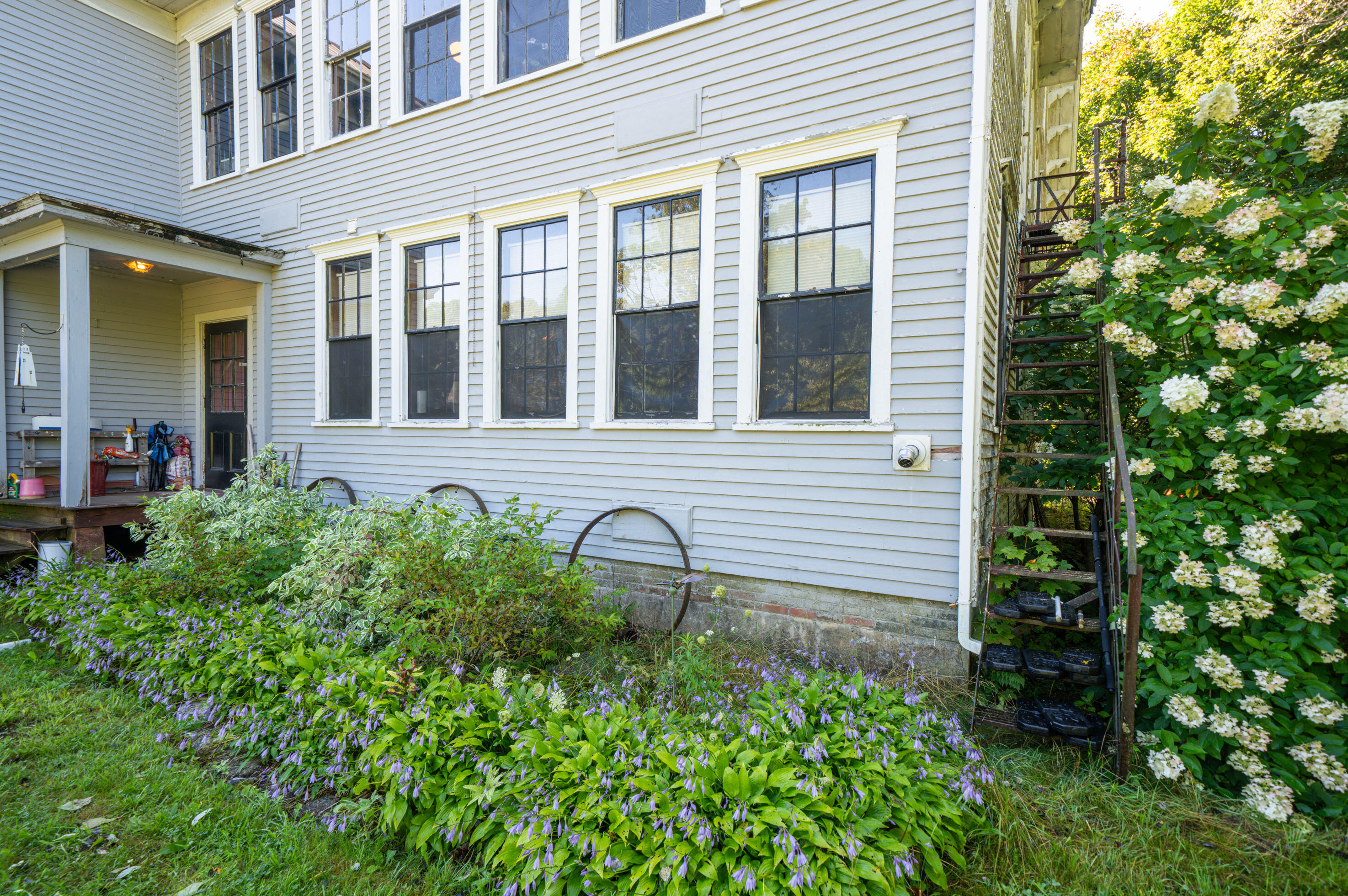 25 School Street Property Photo 69