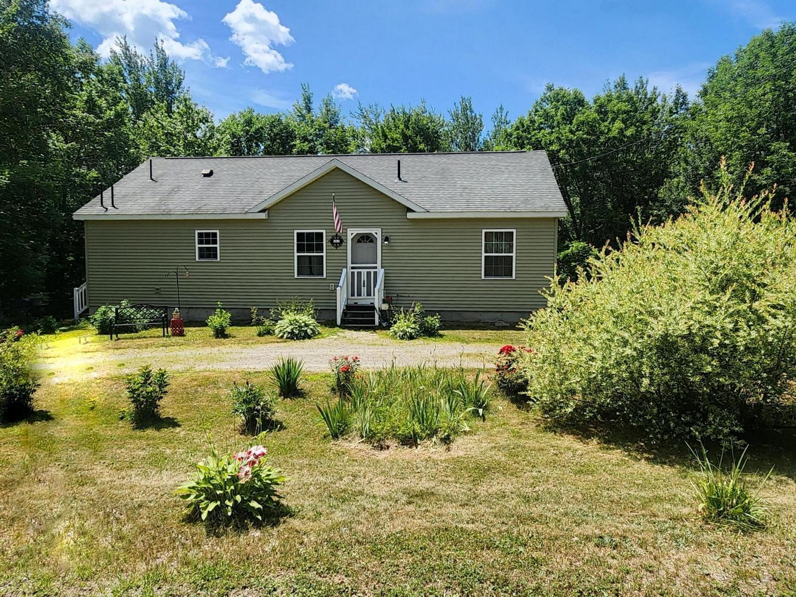 461 Four Mile Square Road Property Photo 1