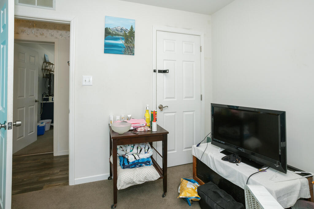 461 Four Mile Square Road Property Photo 24