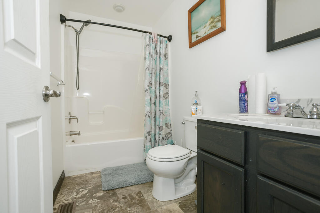461 Four Mile Square Road Property Photo 25